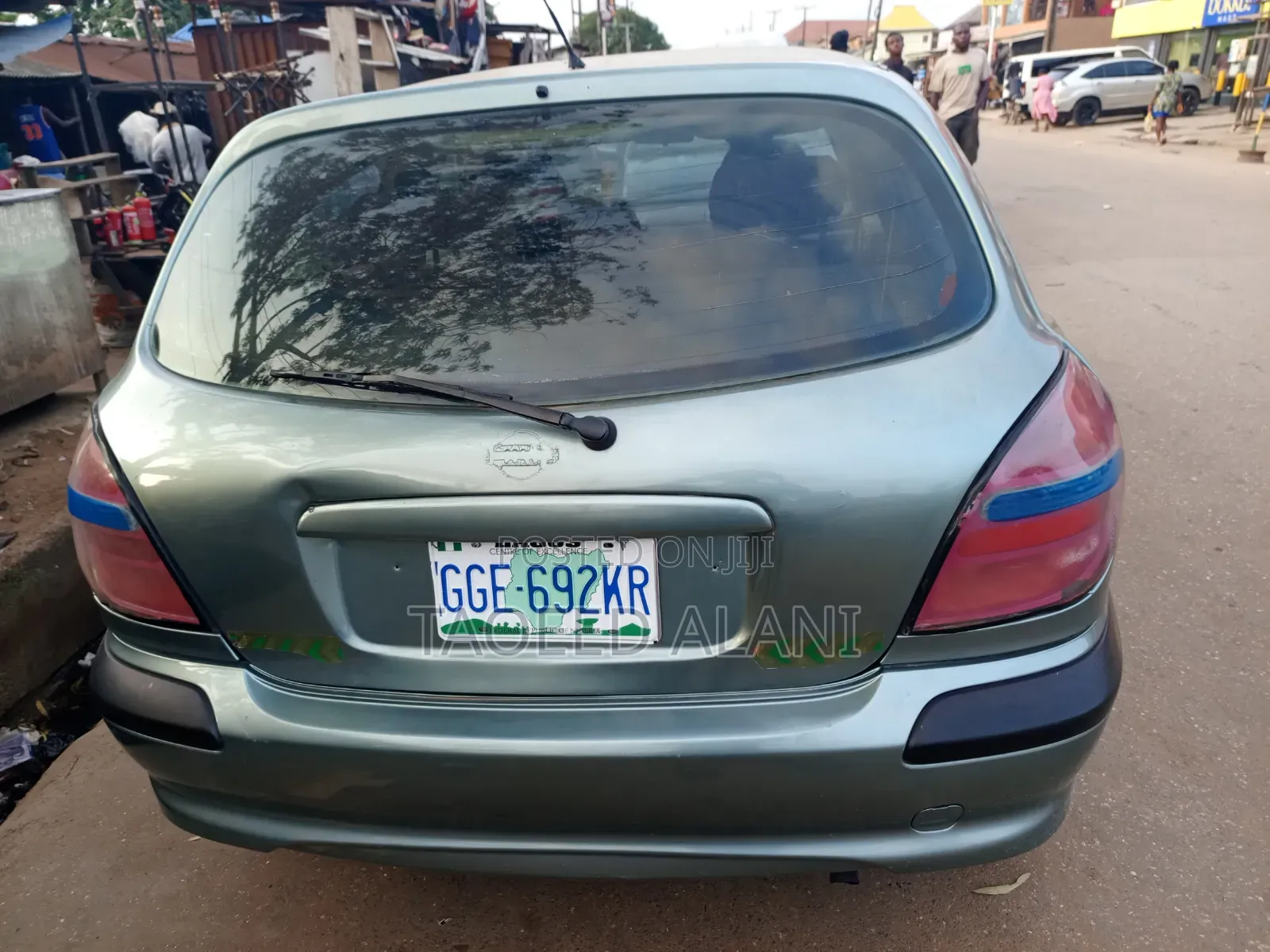 Nissan Almera 2005 Green
