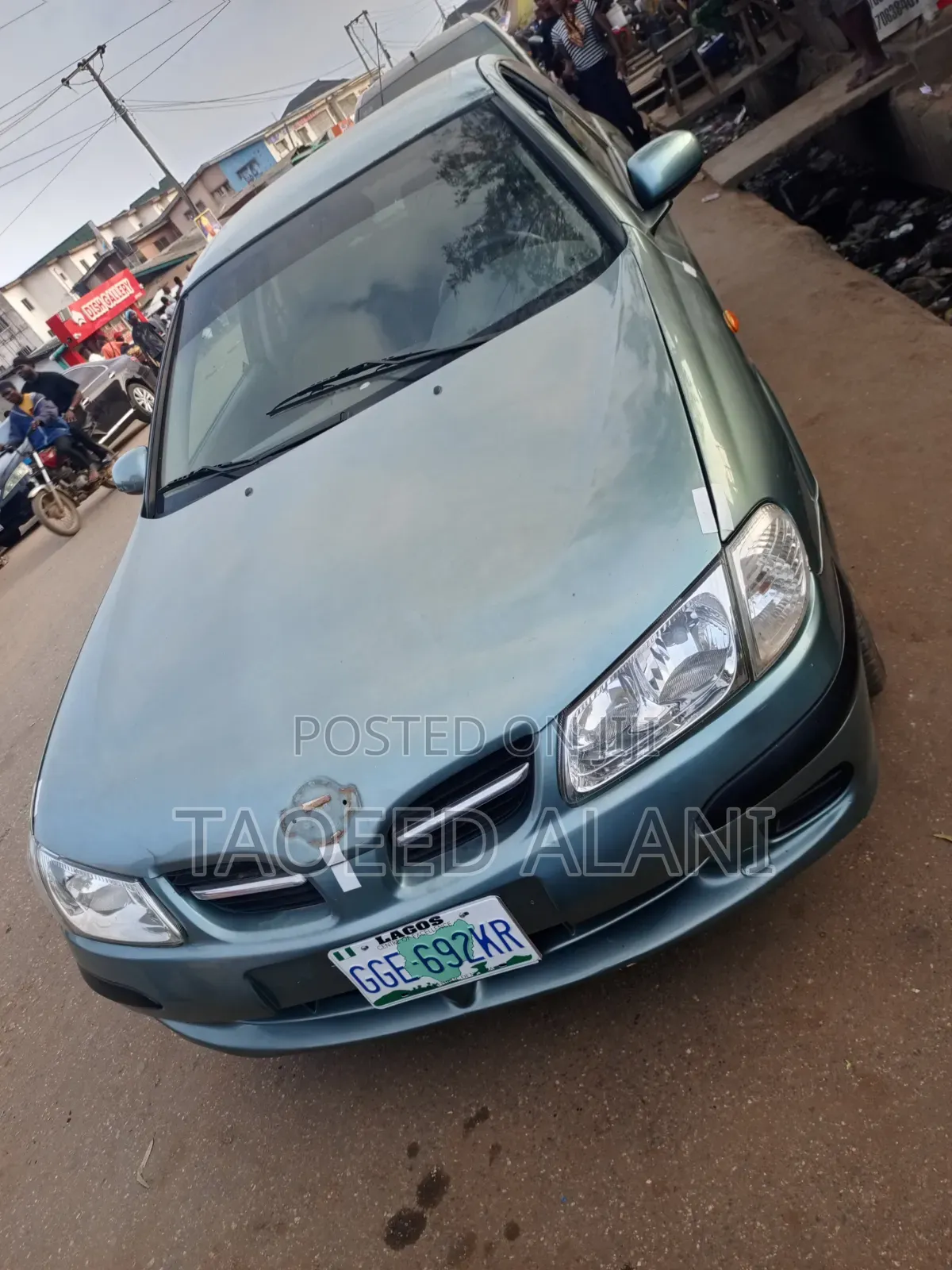 Nissan Almera 2005 Green