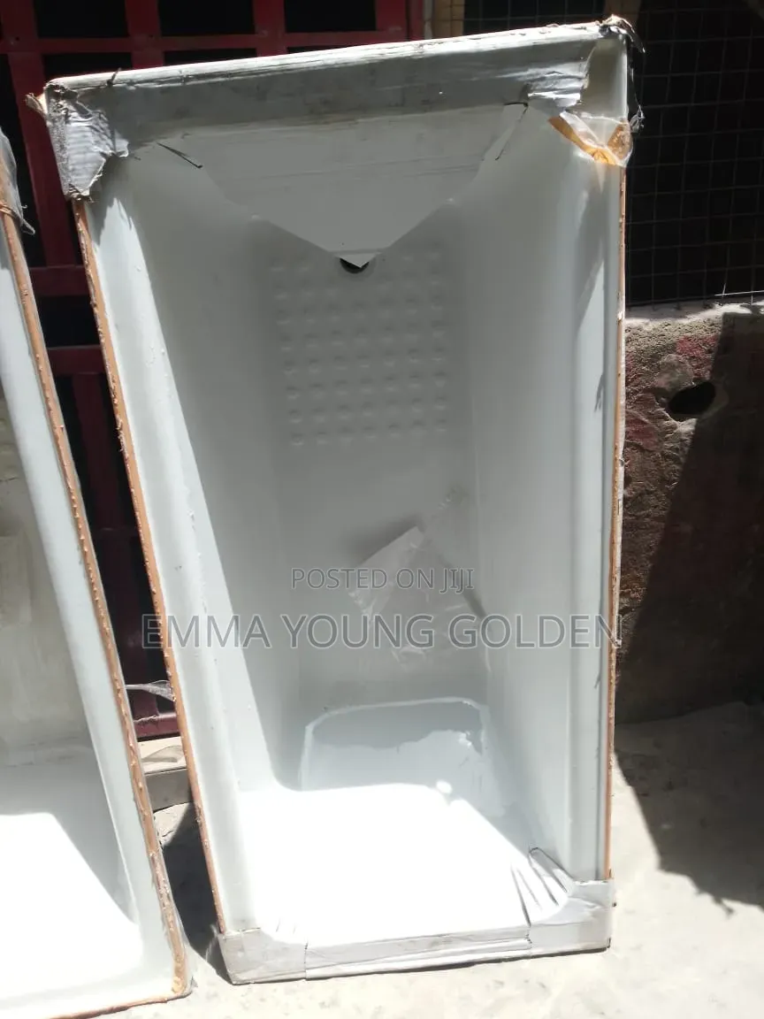 Quality Fibre Bath White Colour