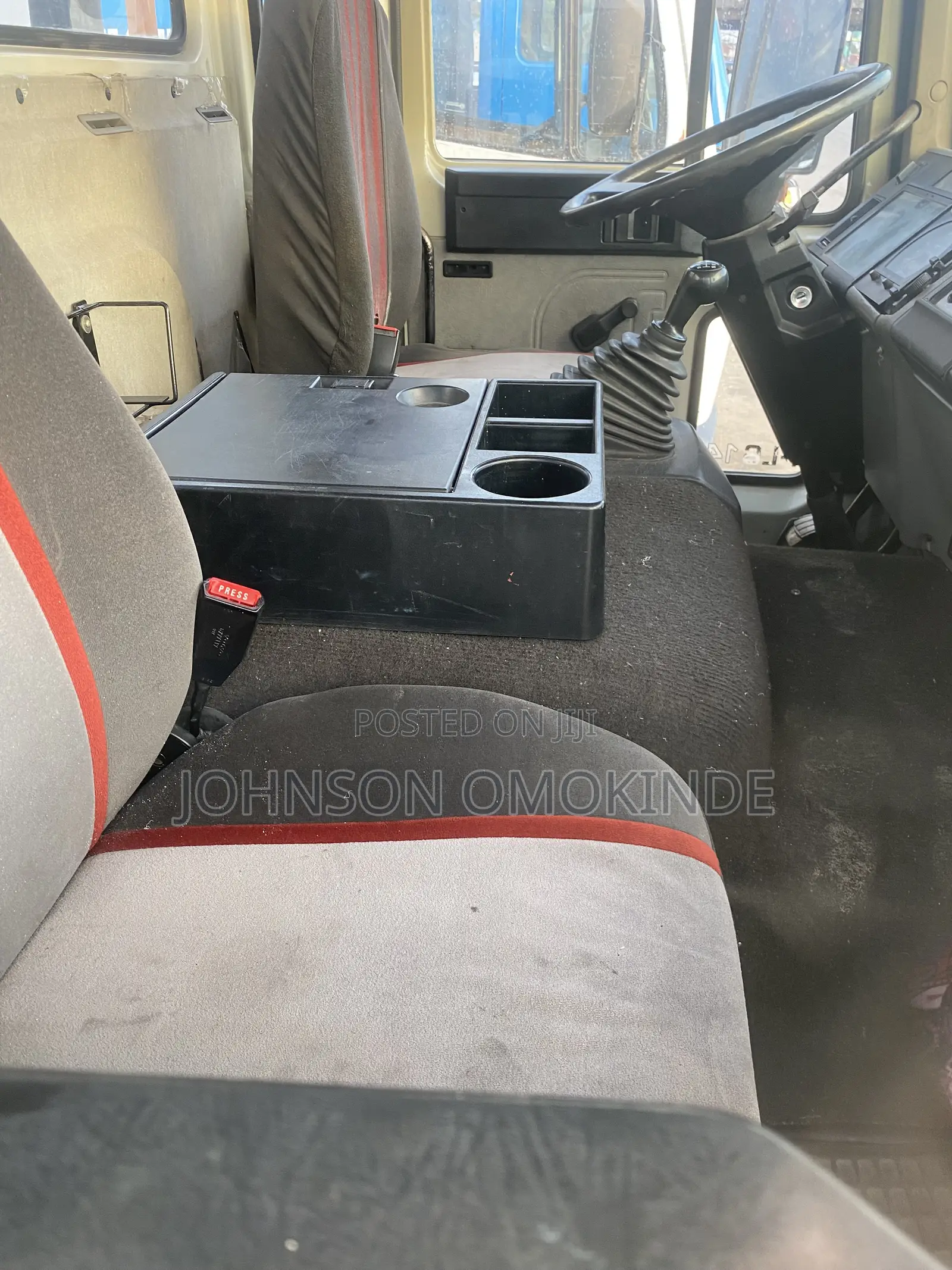 Volvo FL6 Pickup