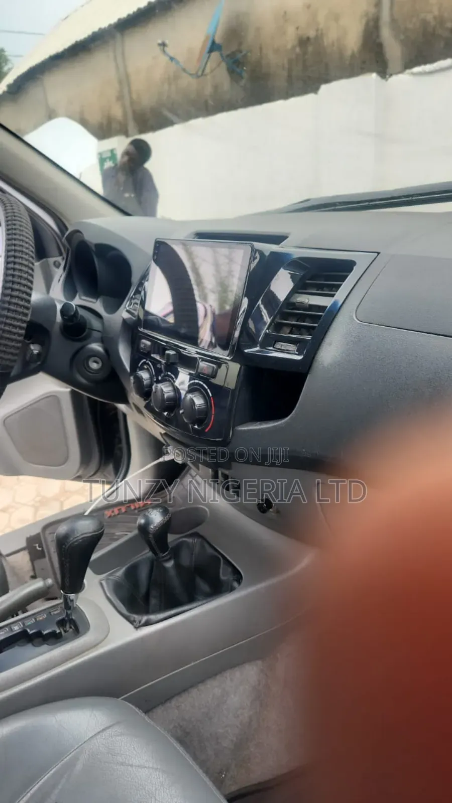 Toyota Hilux 2015 Gray