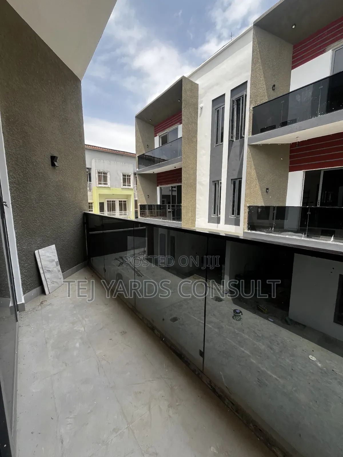 4bdrm Apartment in Adeoye Court, Iseri for sale