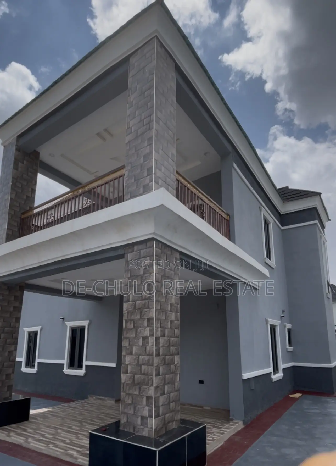 4bdrm Duplex in Supercell Estate, Apo Resettlement for sale