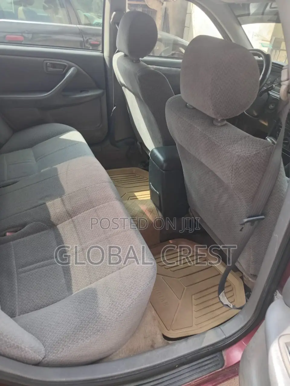Toyota Camry LE 4dr Sedan (2.2L 4cyl 4A) 2000 Red