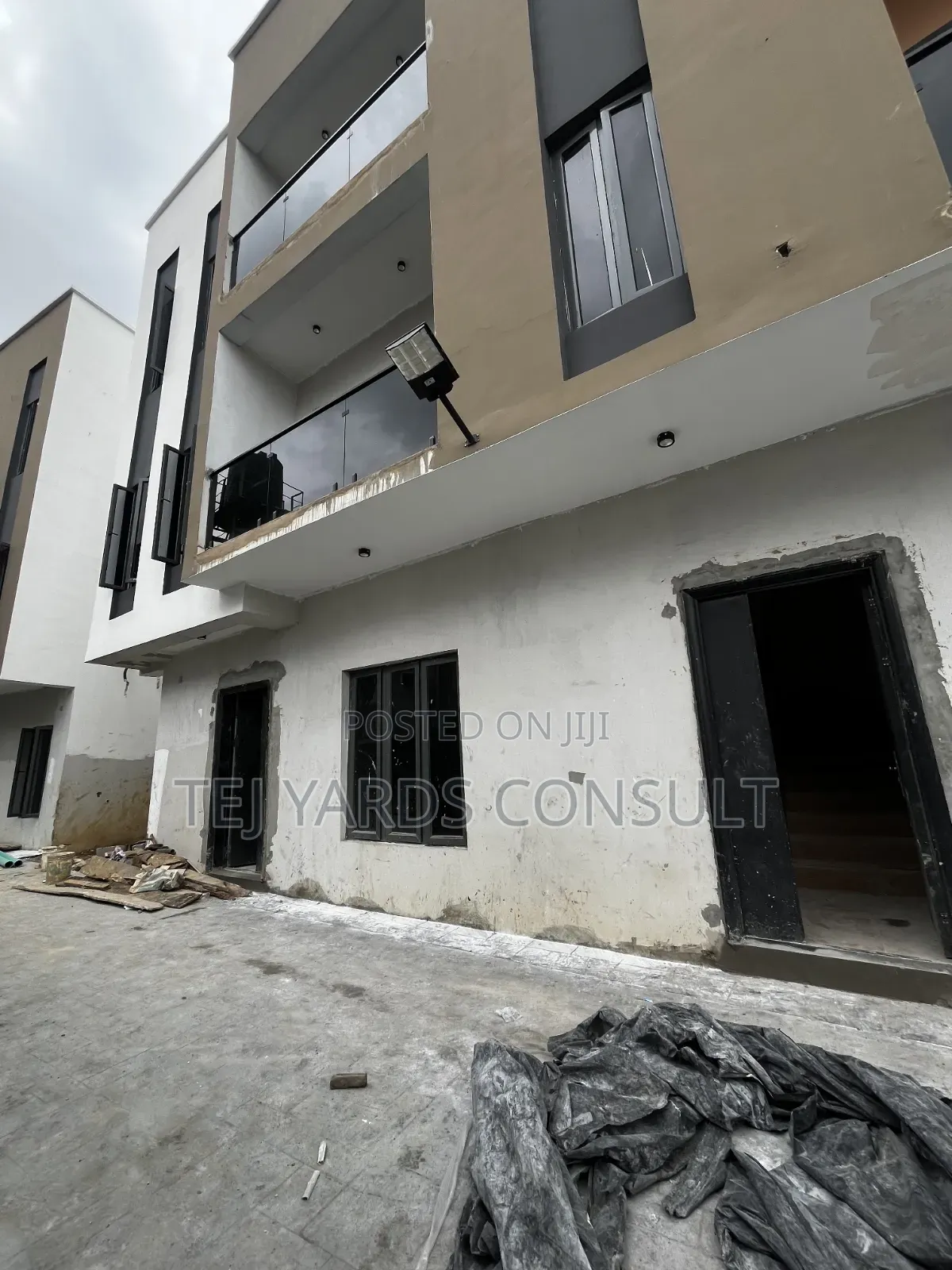 2bdrm Block of Flats in Harmony Estate, Iseri for sale