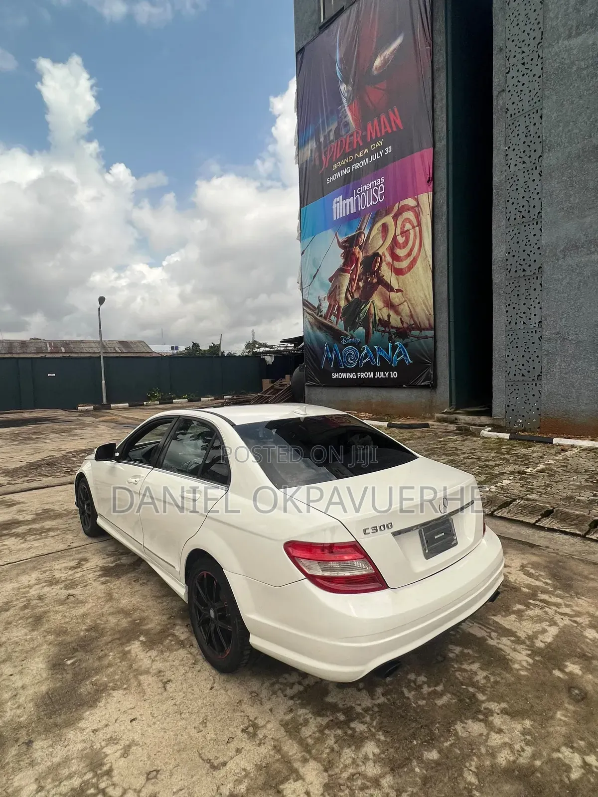 Mercedes-Benz C300 2009 White