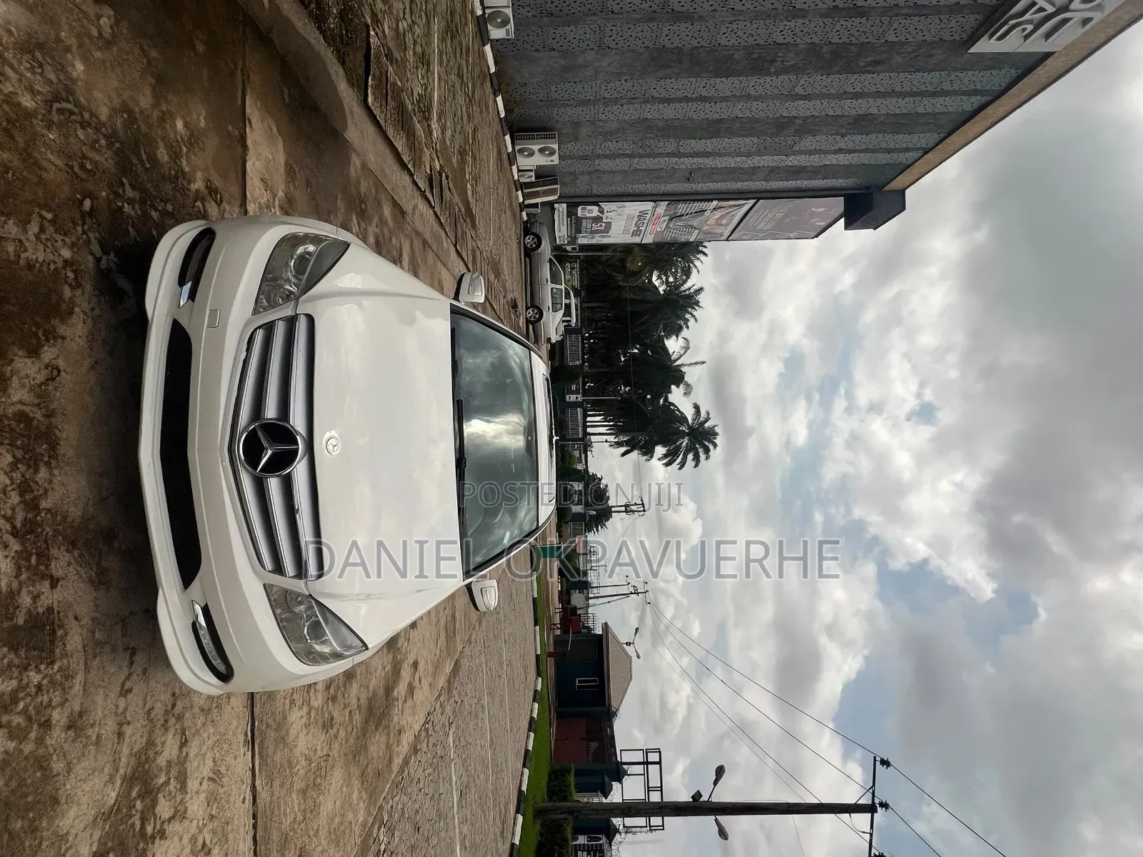 Mercedes-Benz C300 2009 White