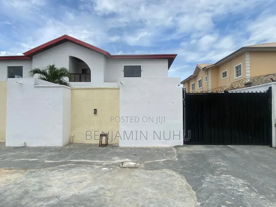5bdrm Duplex in Lekki Phase 1 for rent