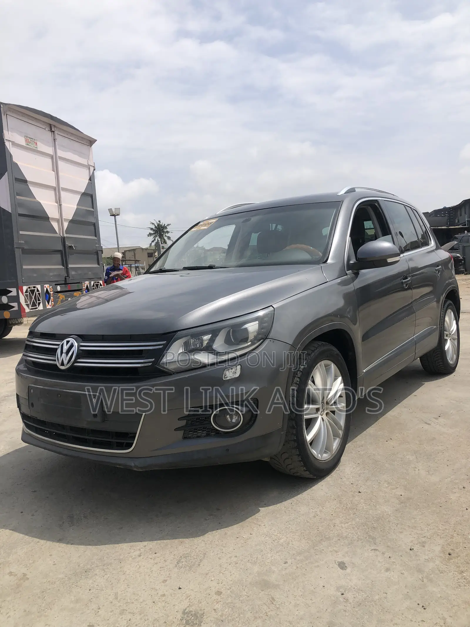 Volkswagen Tiguan SEL 2013 Gray