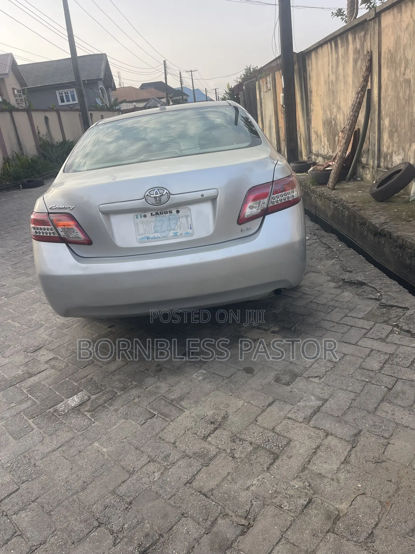 Toyota Camry 2012 Silver