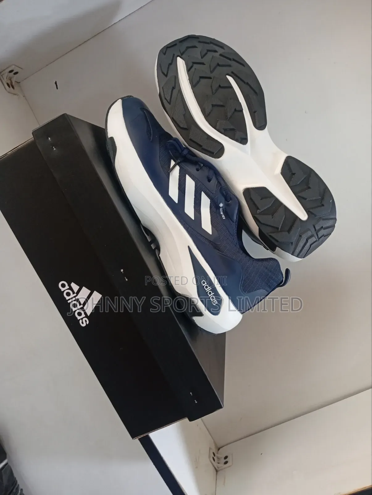 Adidas Sports Canvas