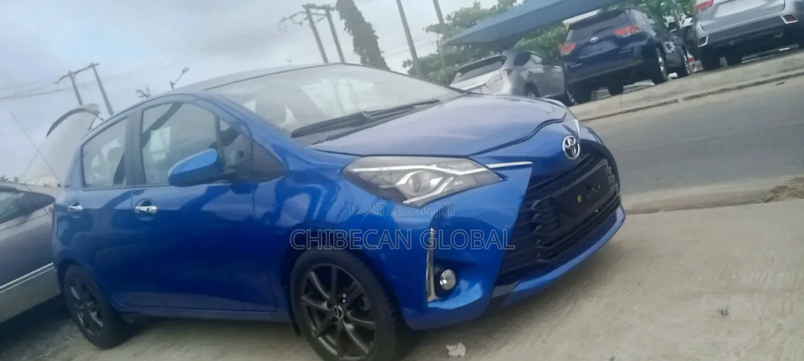 Toyota Yaris 2016 Blue