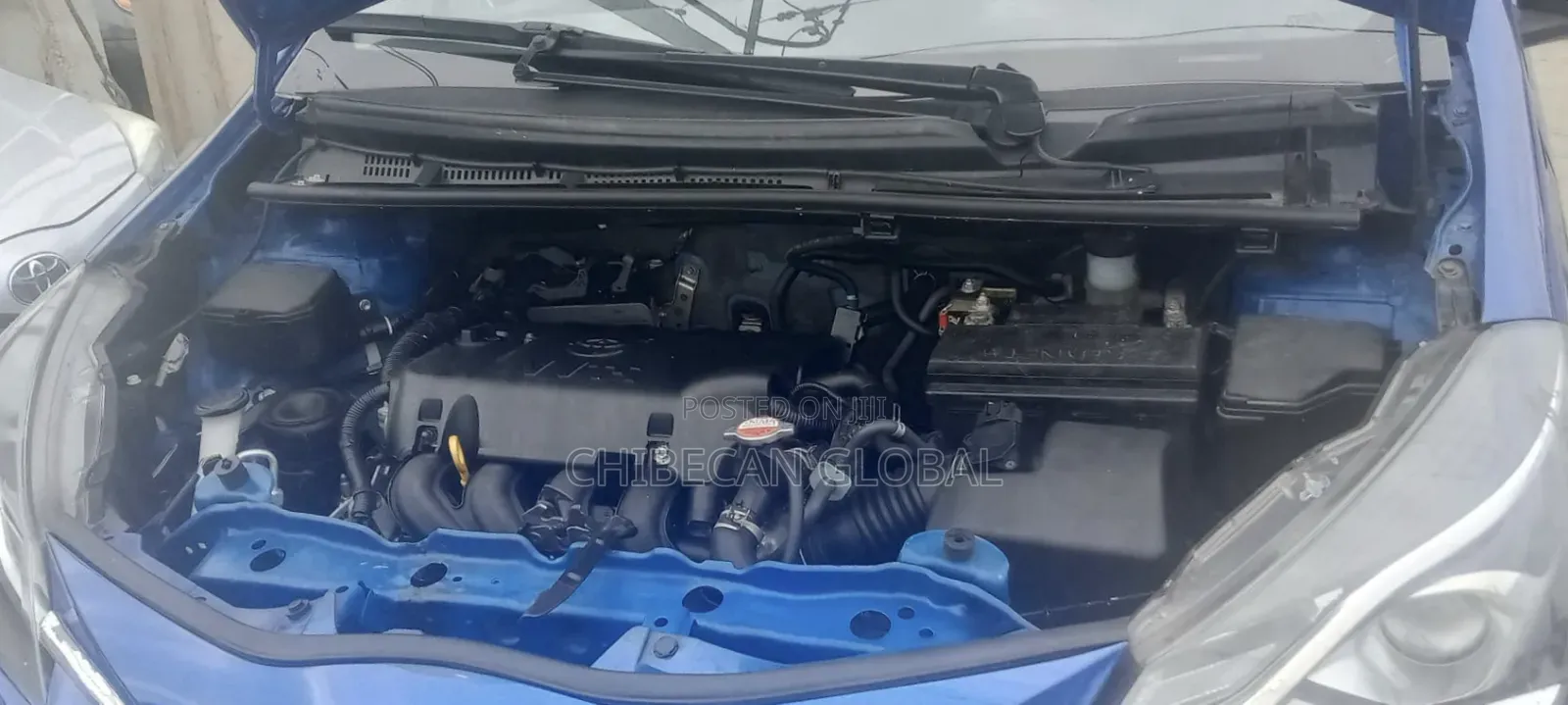 Toyota Yaris 2016 Blue