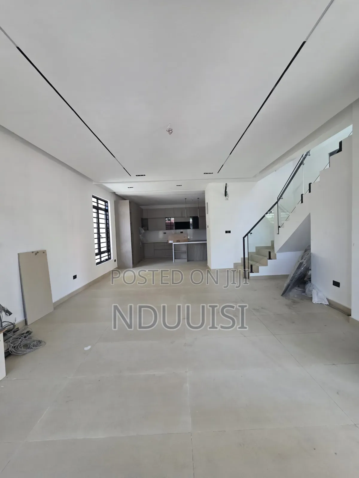 5bdrm Duplex in U3 Estate, Lekki Phase 1 for sale