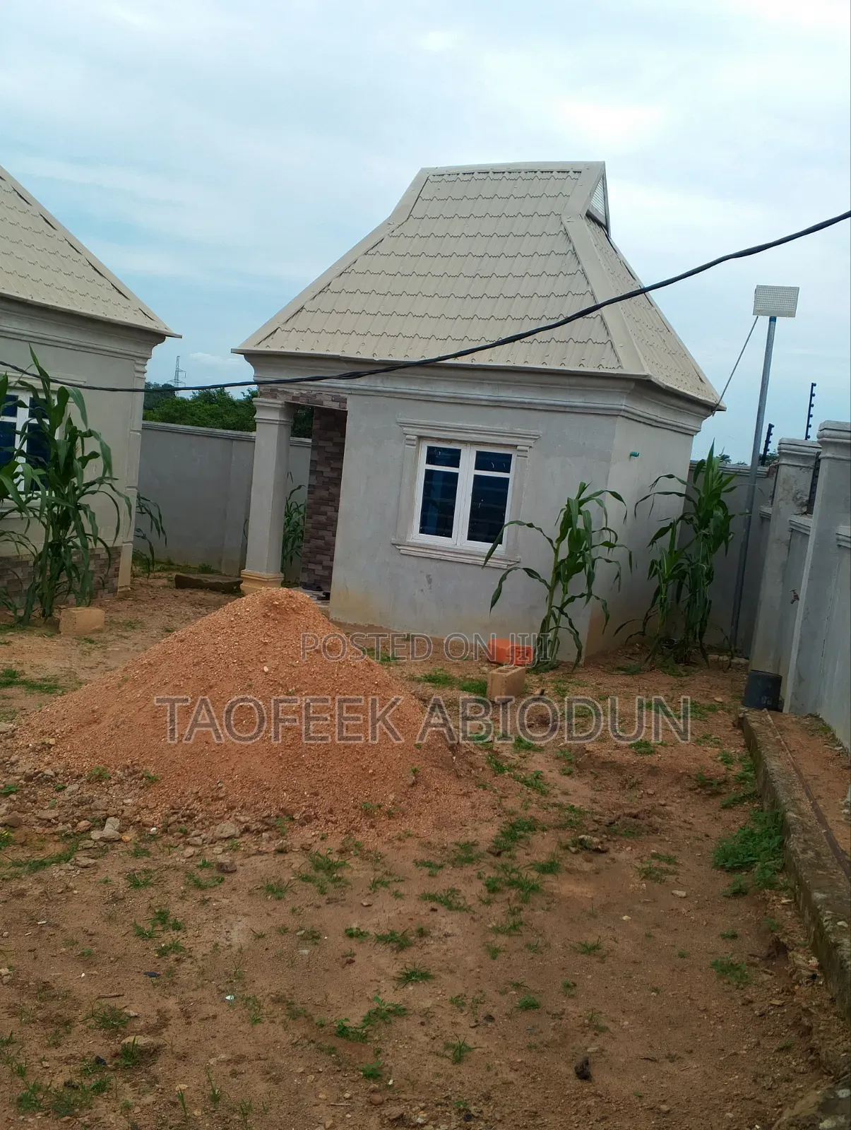 3bdrm Bungalow in Osogbo Housing, Olorunda-Osun for sale