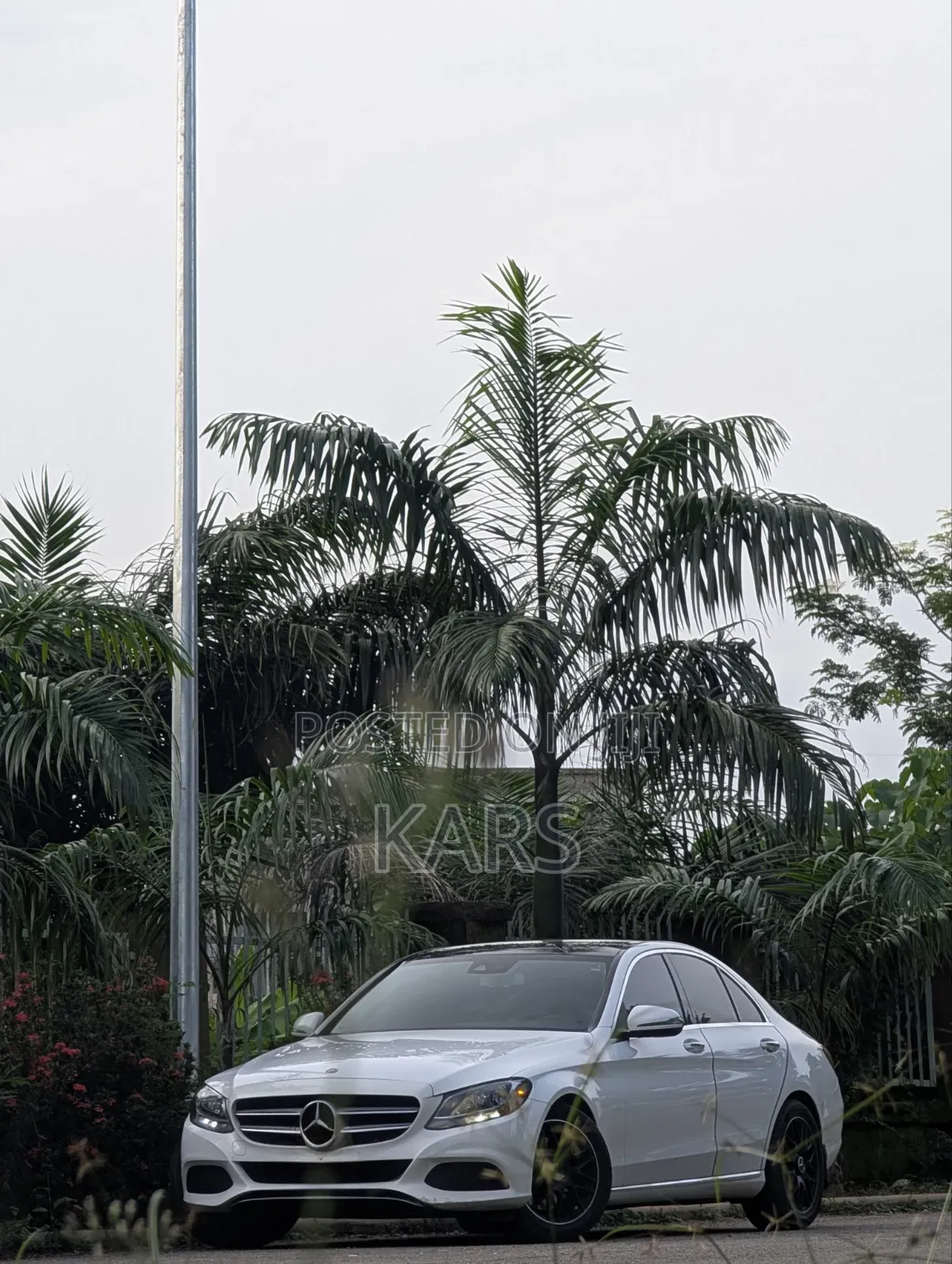 Mercedes-Benz C300 2017 White