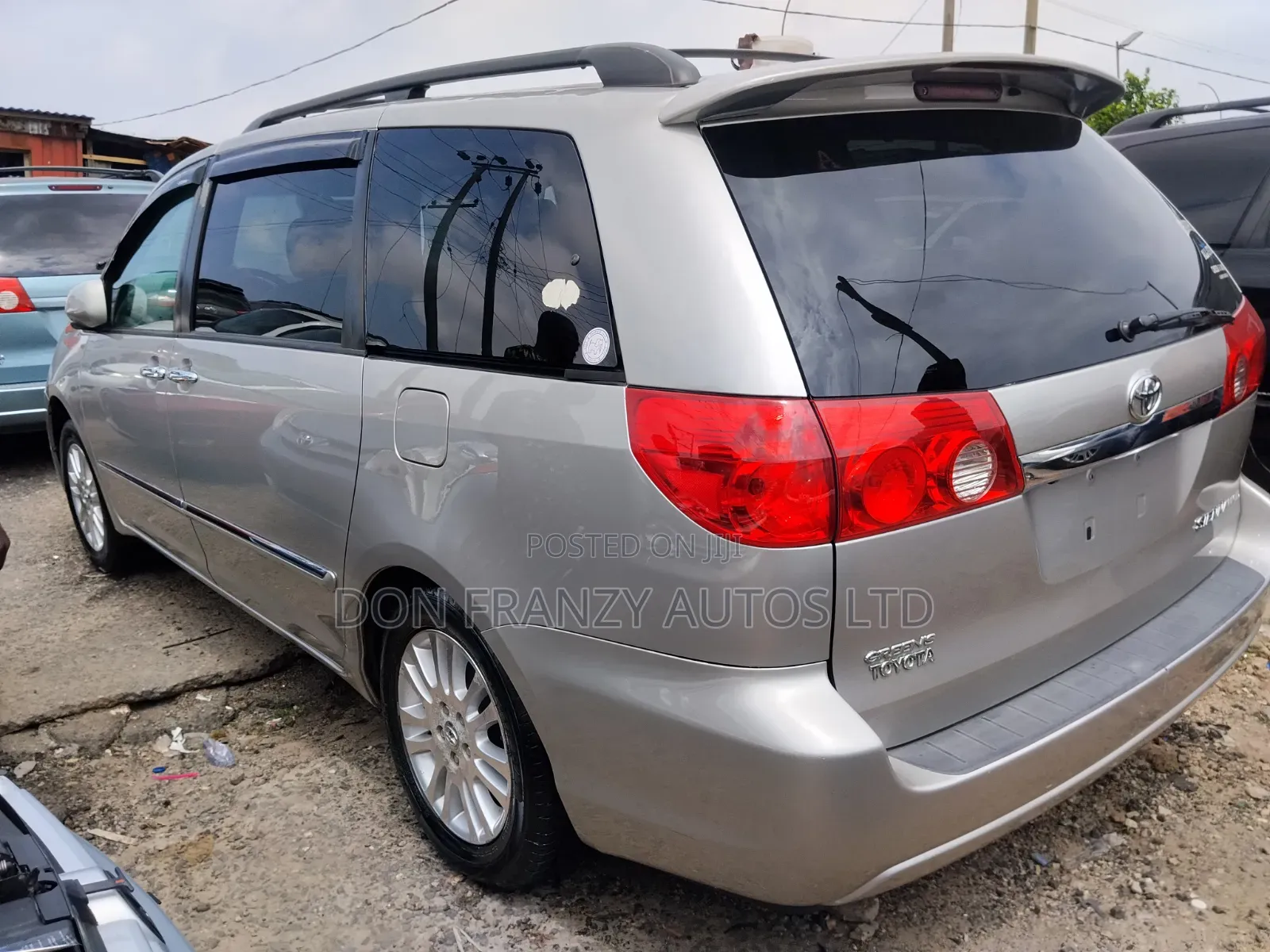 Toyota Sienna 2008 Gold