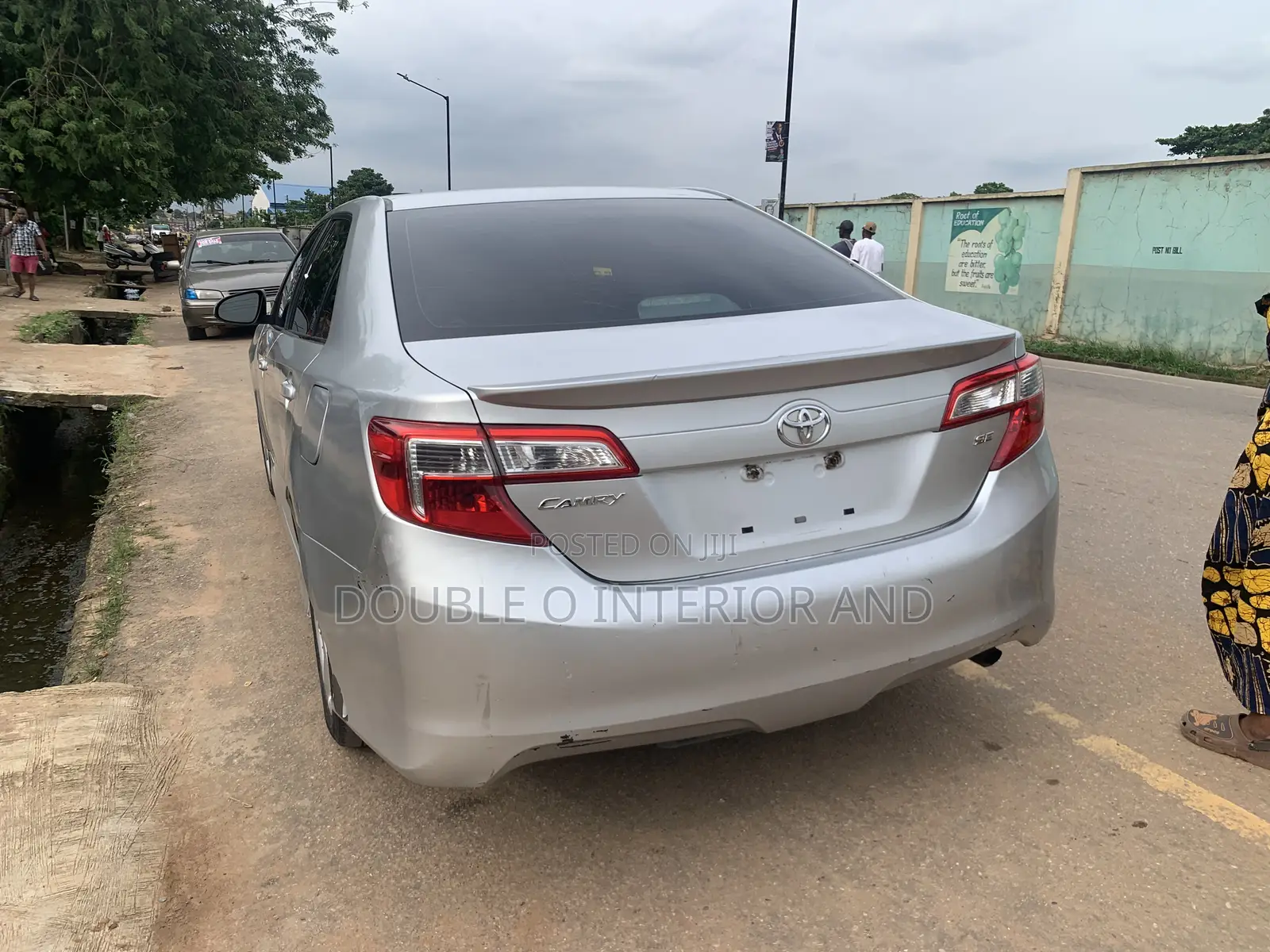 Toyota Camry LE 4dr Sedan (2.5L 4cyl 6A) 2013 Silver
