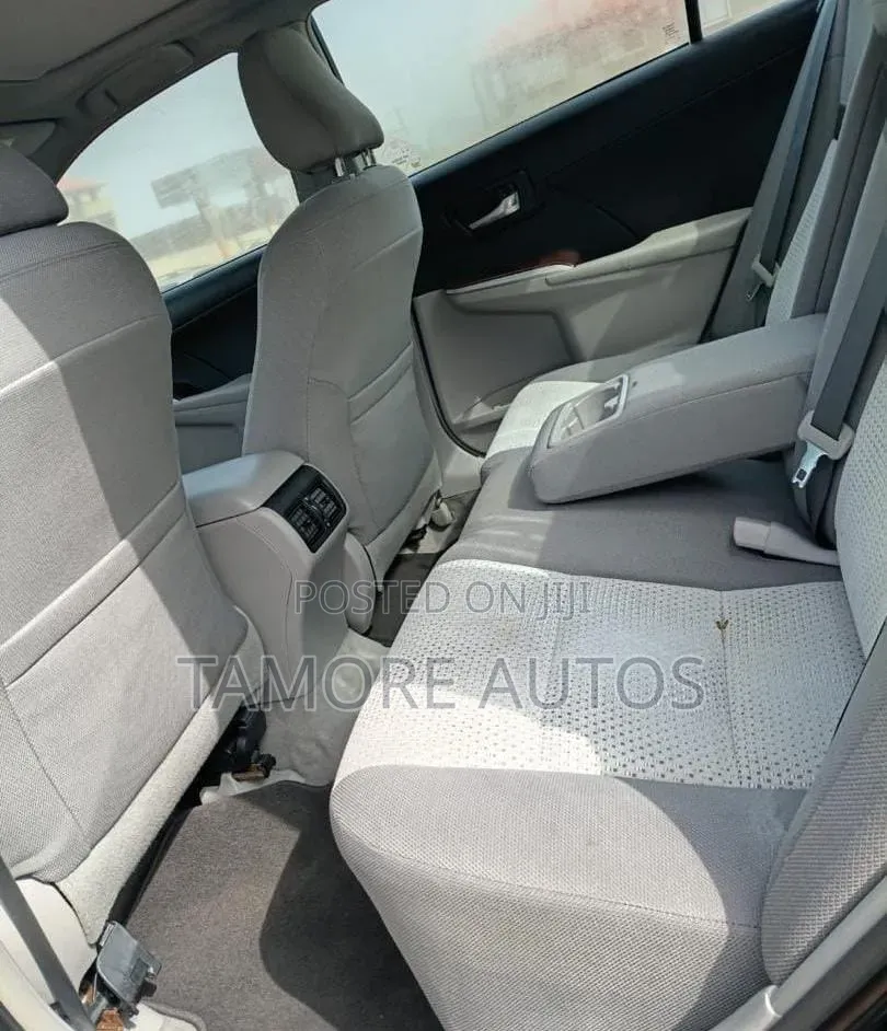 Toyota Camry XLE 4dr Sedan (2.5L 4cyl 6A) 2014 Blue