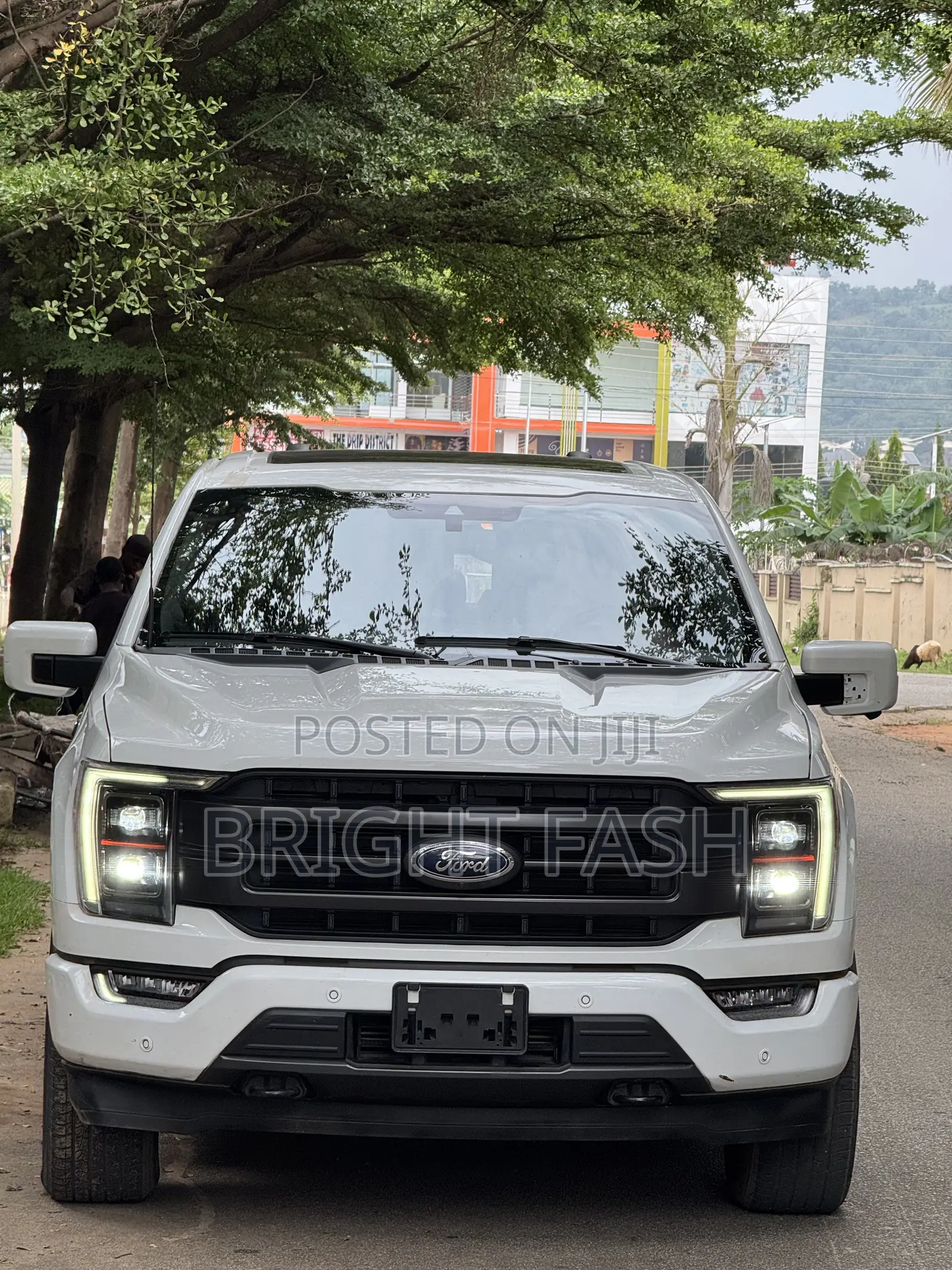 Ford F-150 LARIAT 2023 White