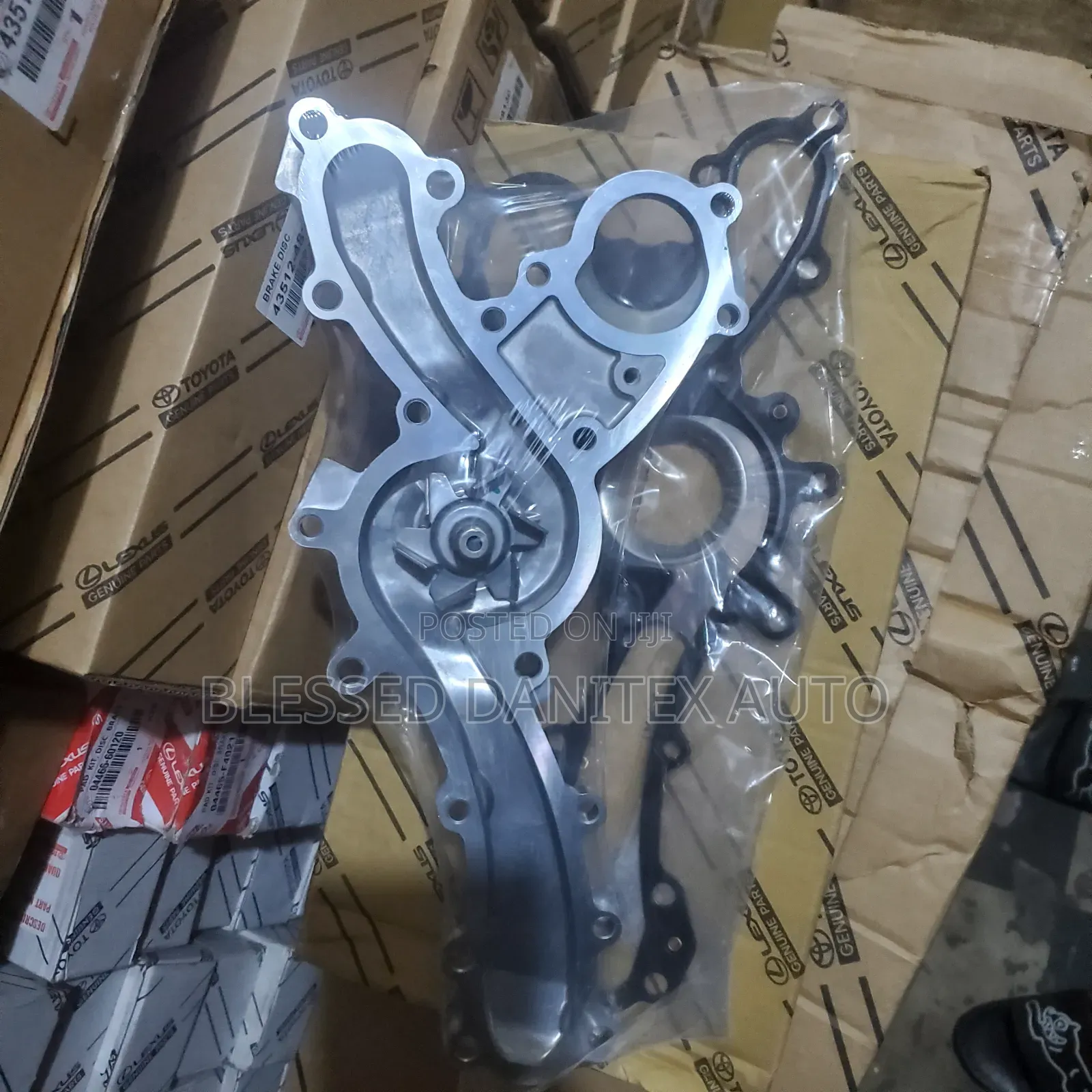 Original Waster Pump for Highlander 2008/2018