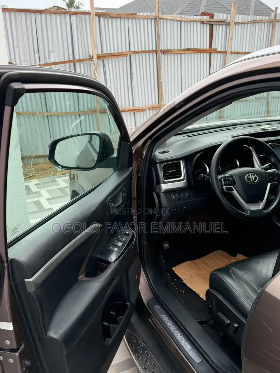 Toyota Highlander Limited 2019 Brown