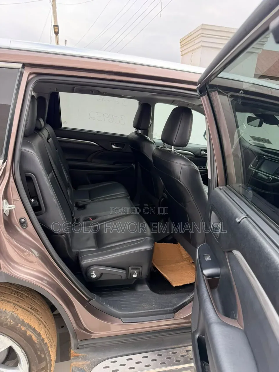 Toyota Highlander Limited 2019 Brown