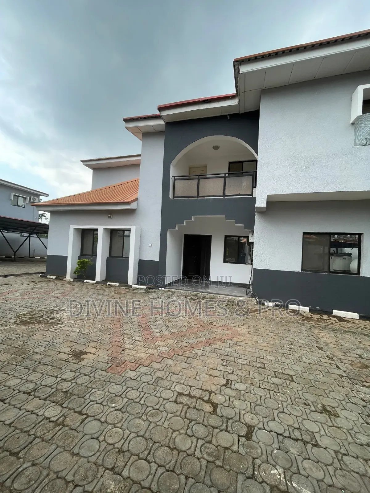 6bdrm House in Wuse 2 for rent