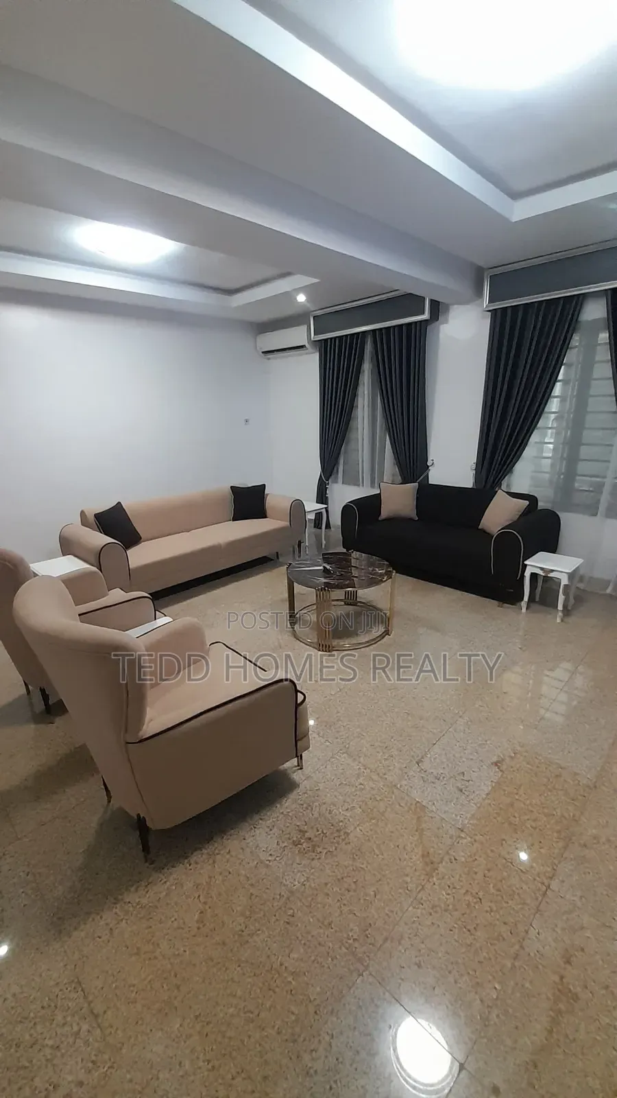 3bdrm Maisonette in Banana Island Road for rent