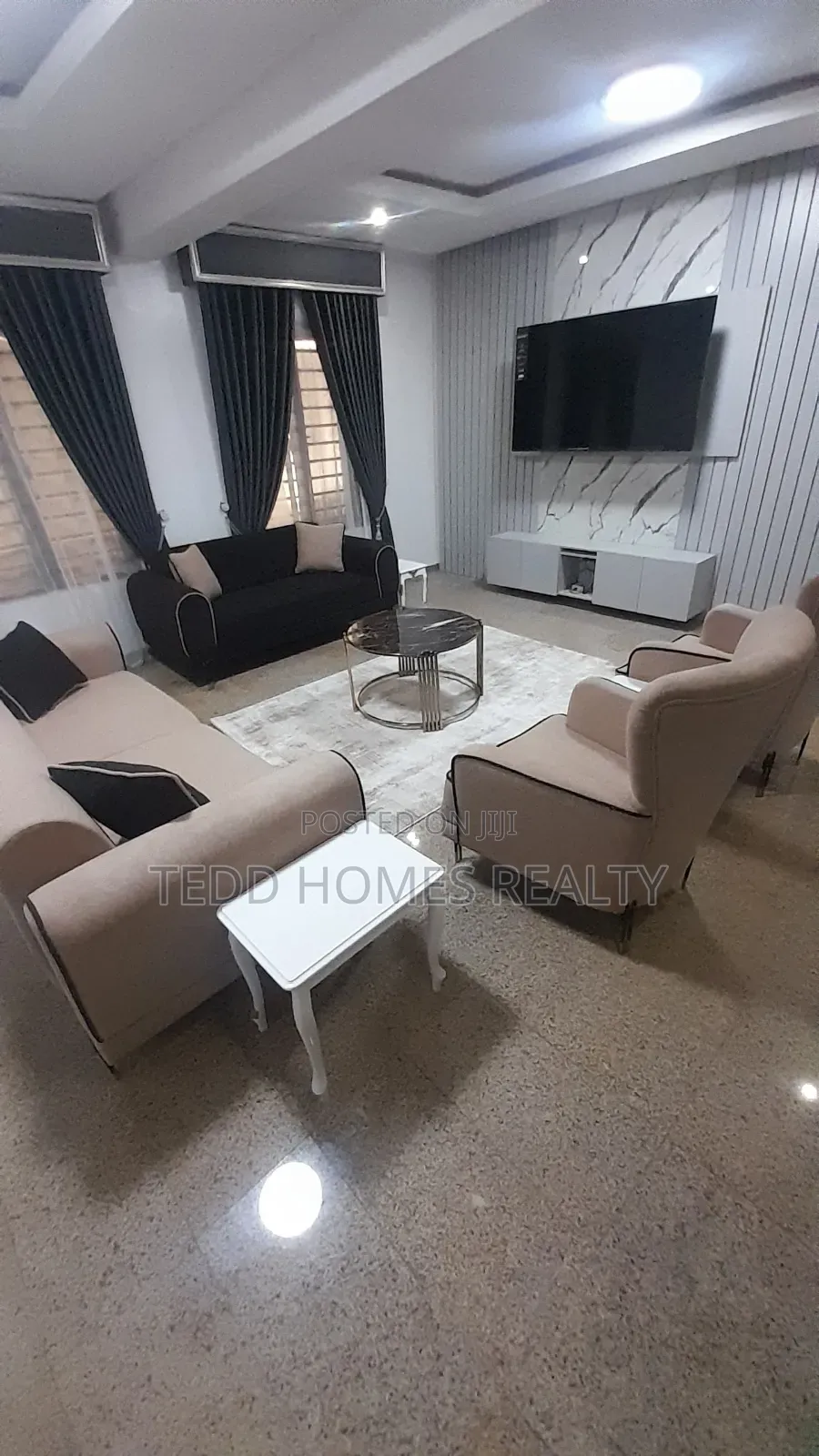 3bdrm Maisonette in Banana Island Road for rent