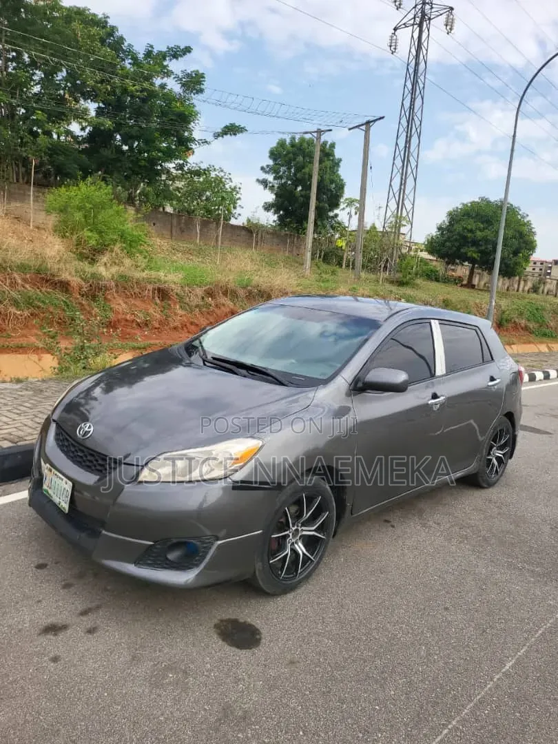 Toyota Matrix 2010 Gray
