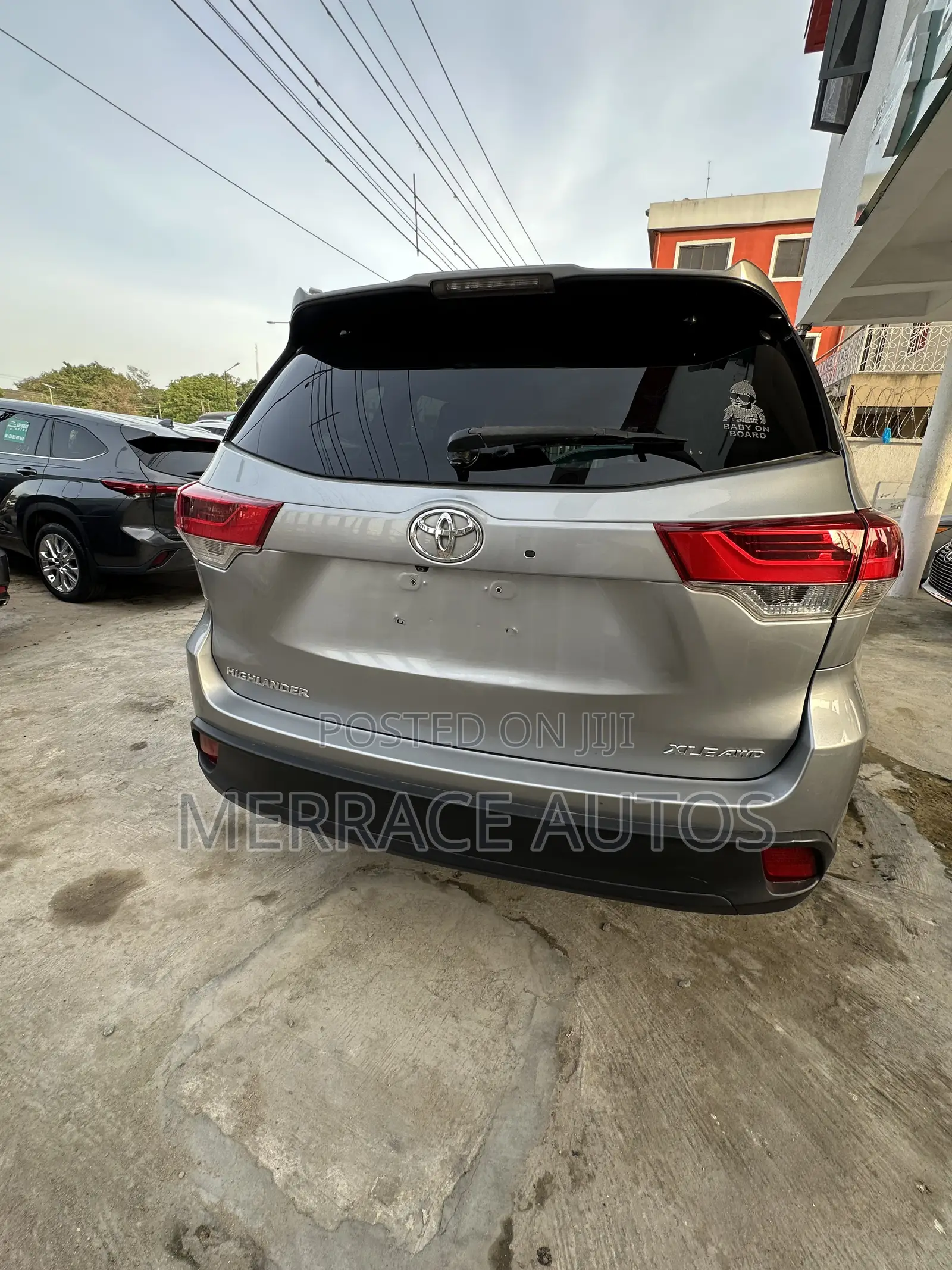 Toyota Highlander XLE 4dr SUV AWD (3.5L 6cyl 6A) 2014 Gray