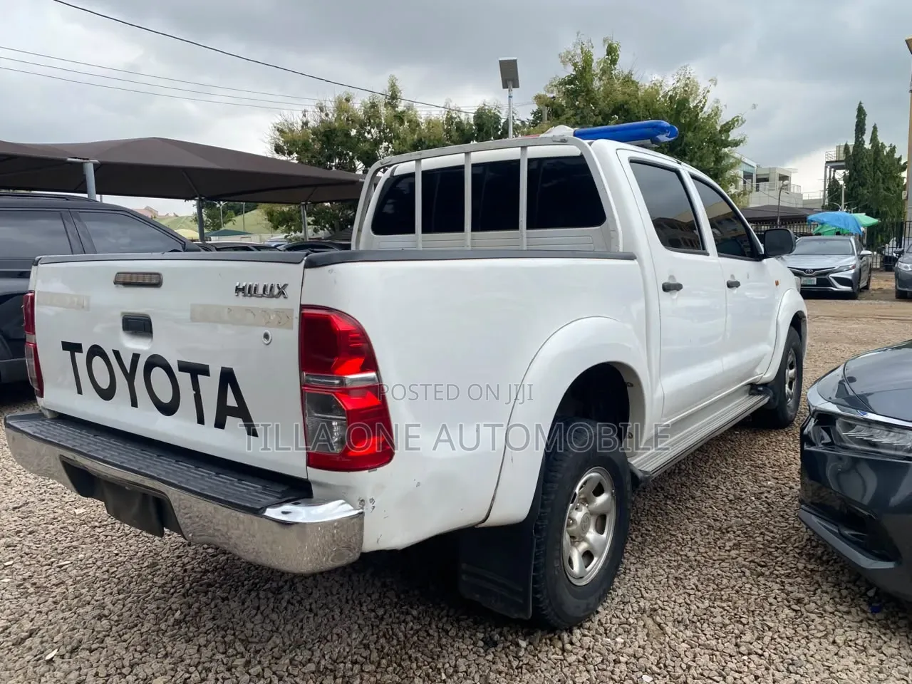 Toyota Hilux SR5 4x4 2014 White