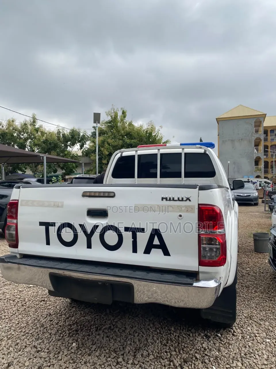 Toyota Hilux SR5 4x4 2014 White