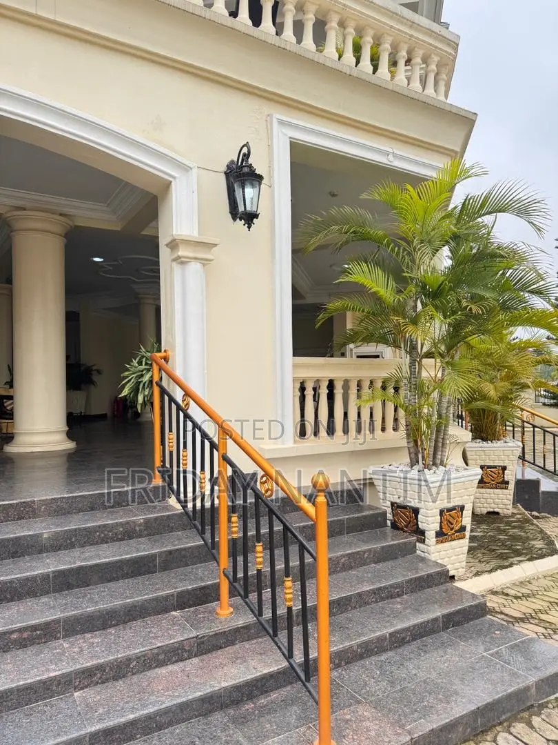 Furnished 20bdrm Duplex in Katampe Extension for rent