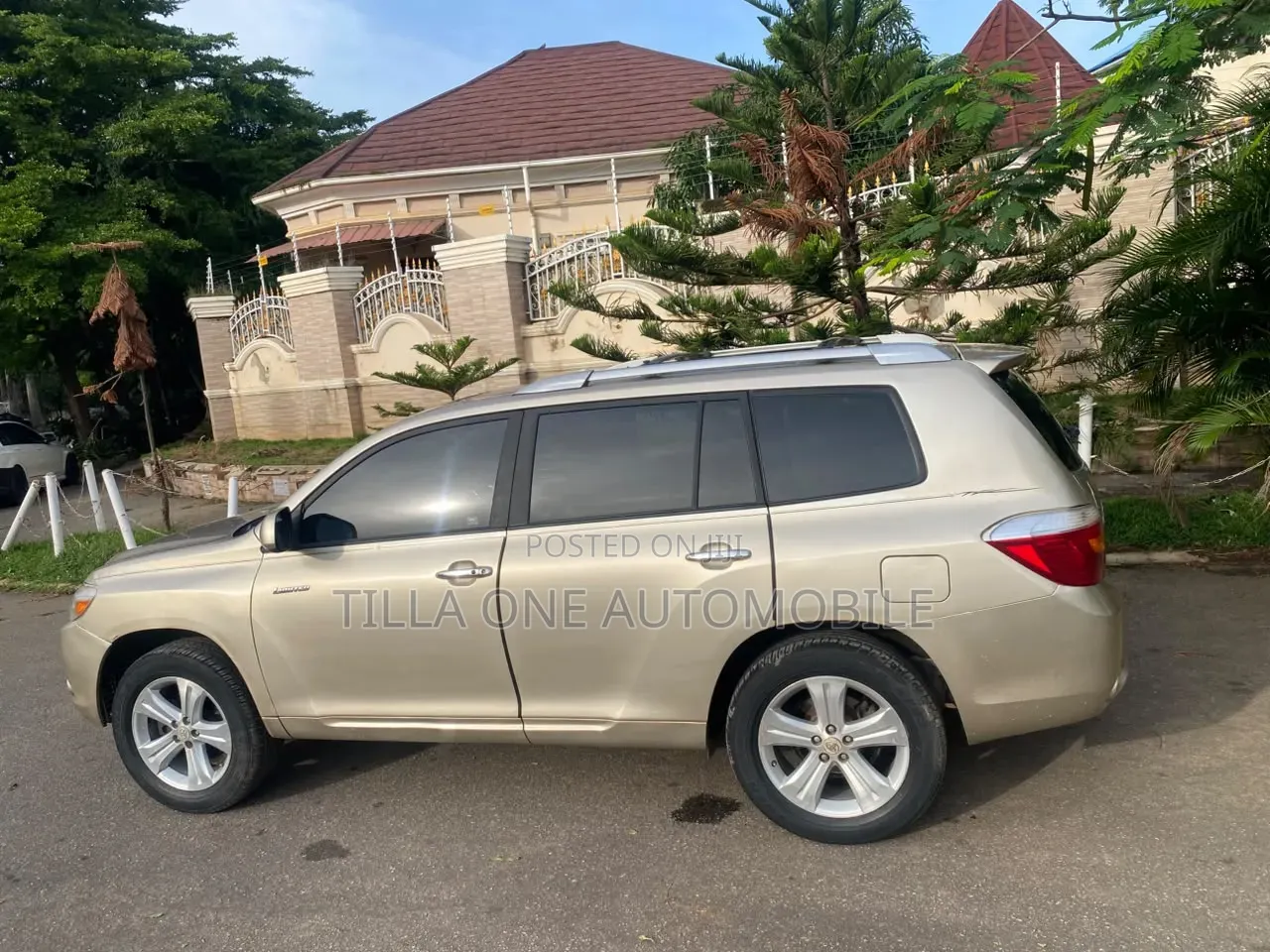 Toyota Highlander Limited 4x4 2009 Gold