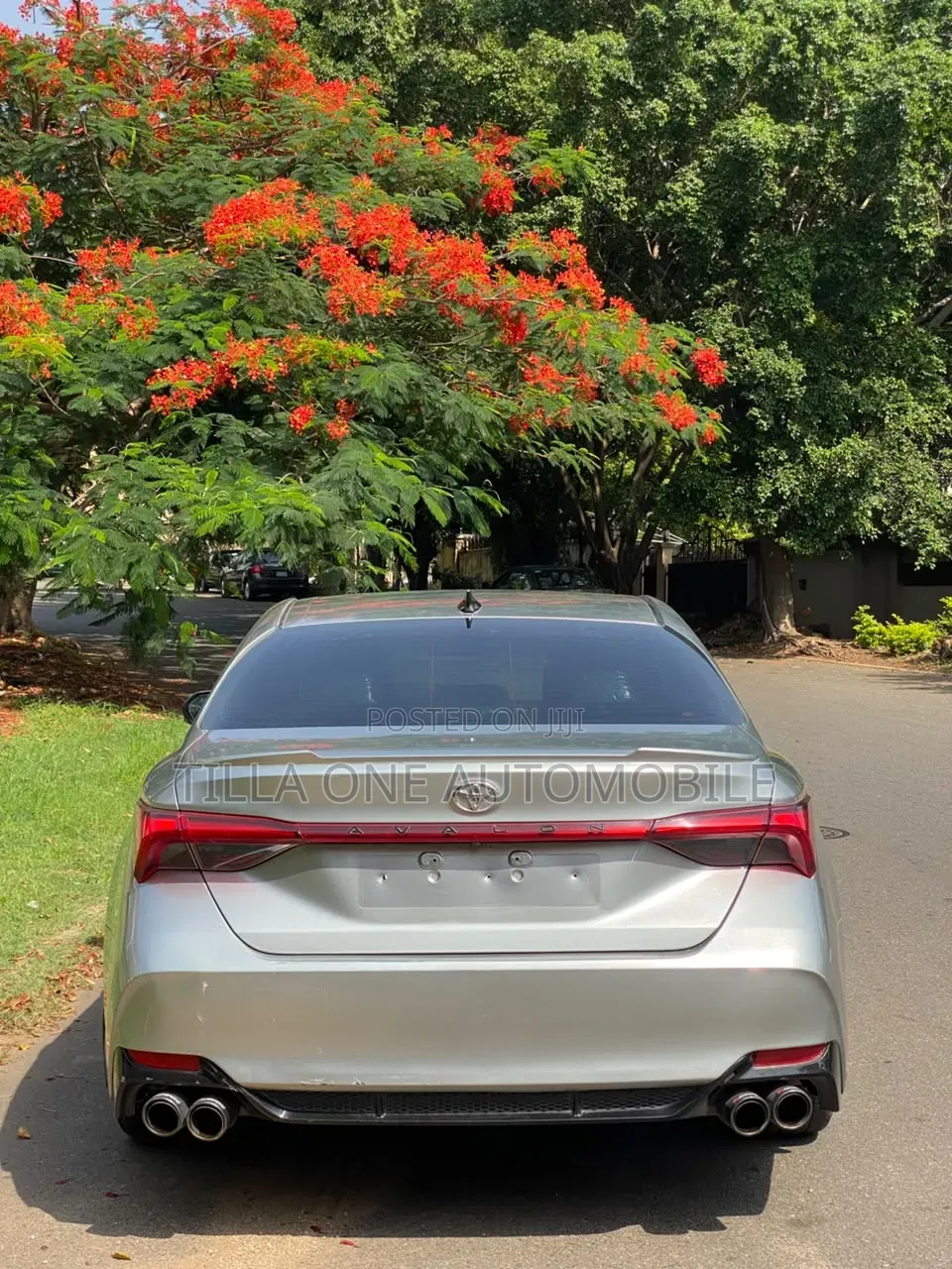 Toyota Avalon XSE 2020 Silver