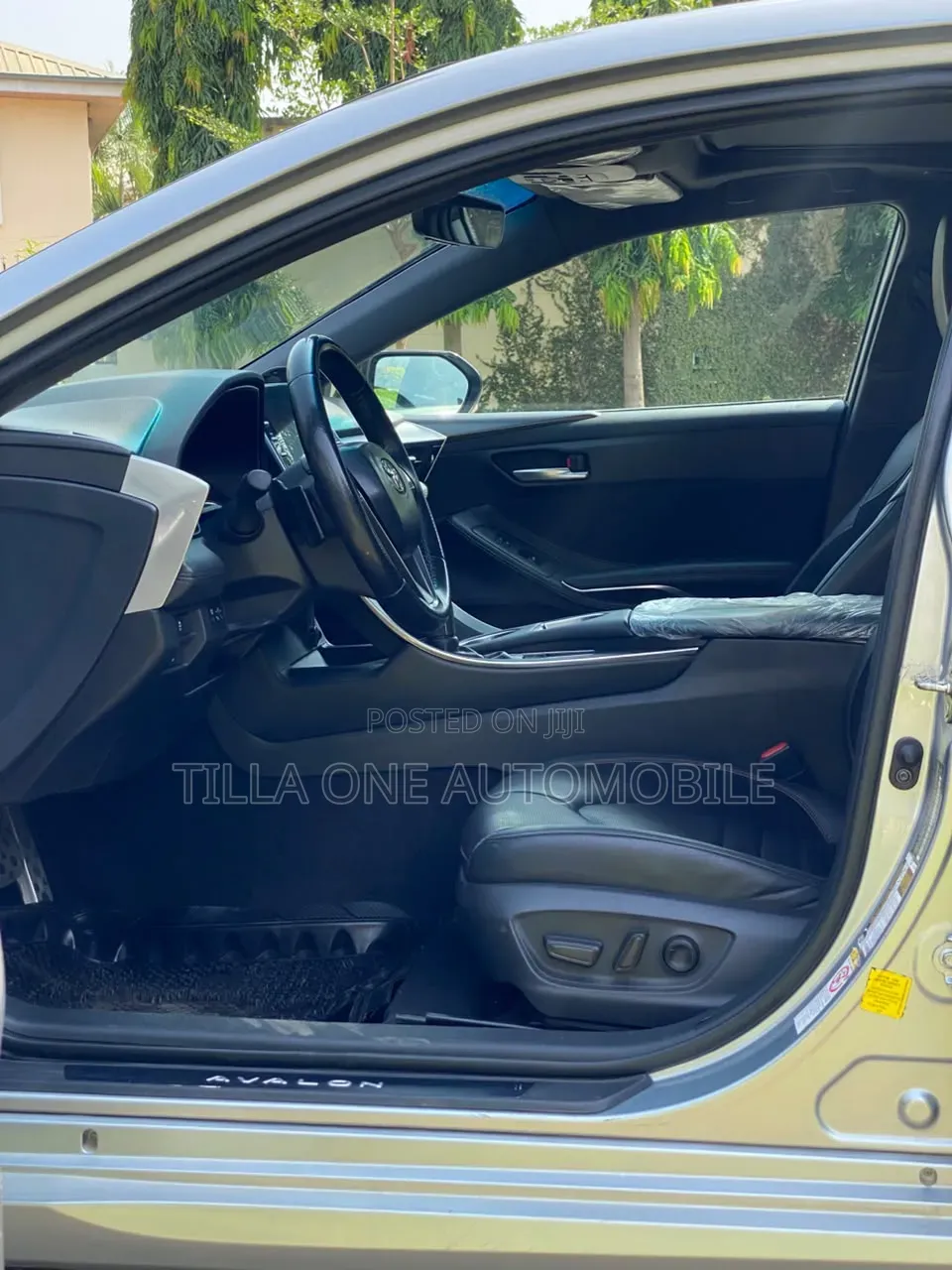 Toyota Avalon XSE 2020 Silver