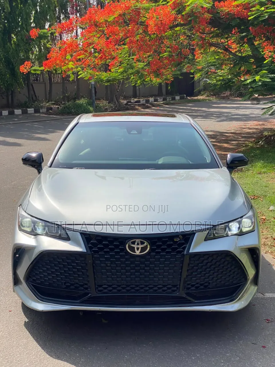 Toyota Avalon XSE 2020 Silver