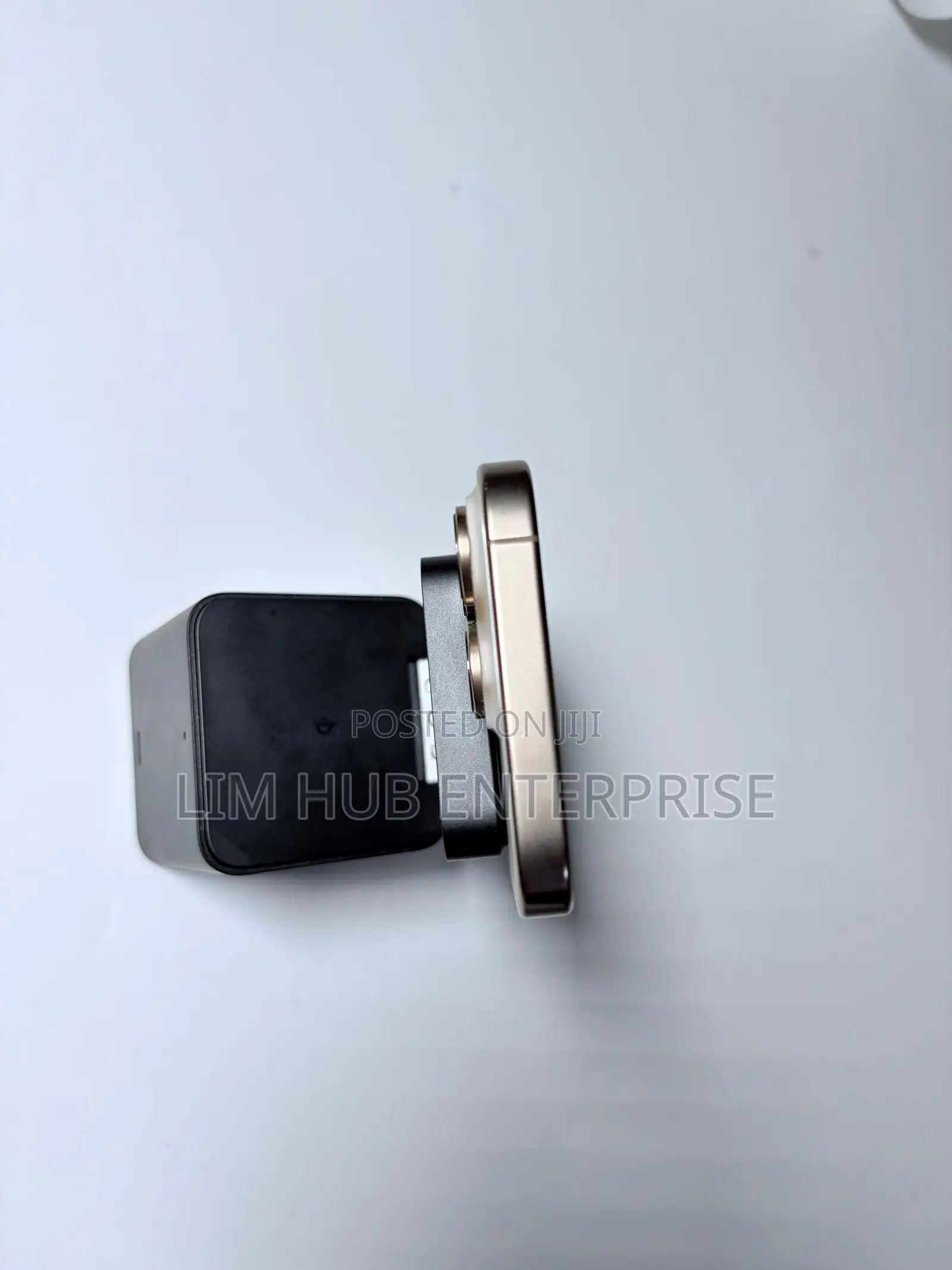 Apple iPhone 16 Pro 128 GB Gold
