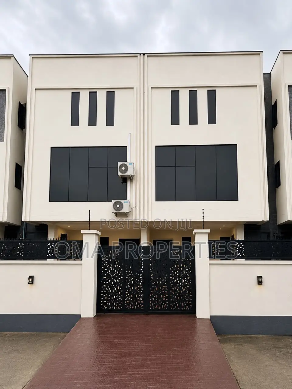 Furnished 4bdrm House in Magodo for sale