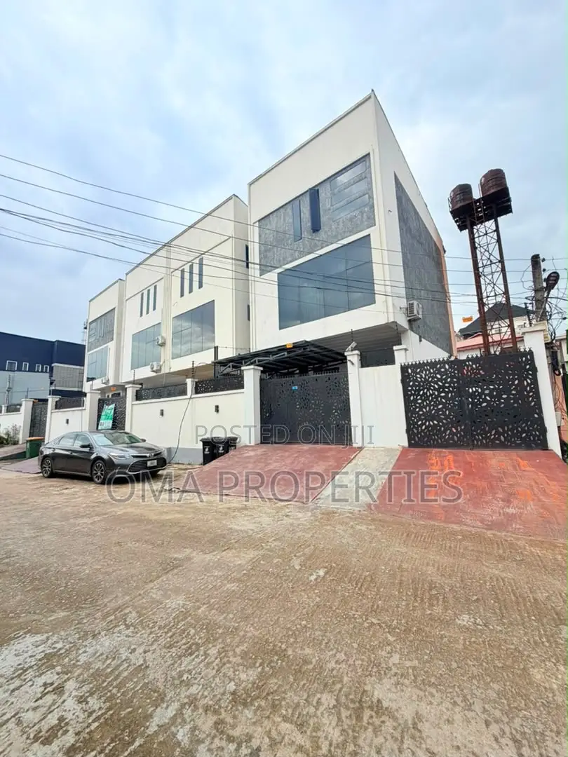 Furnished 4bdrm House in Magodo for sale