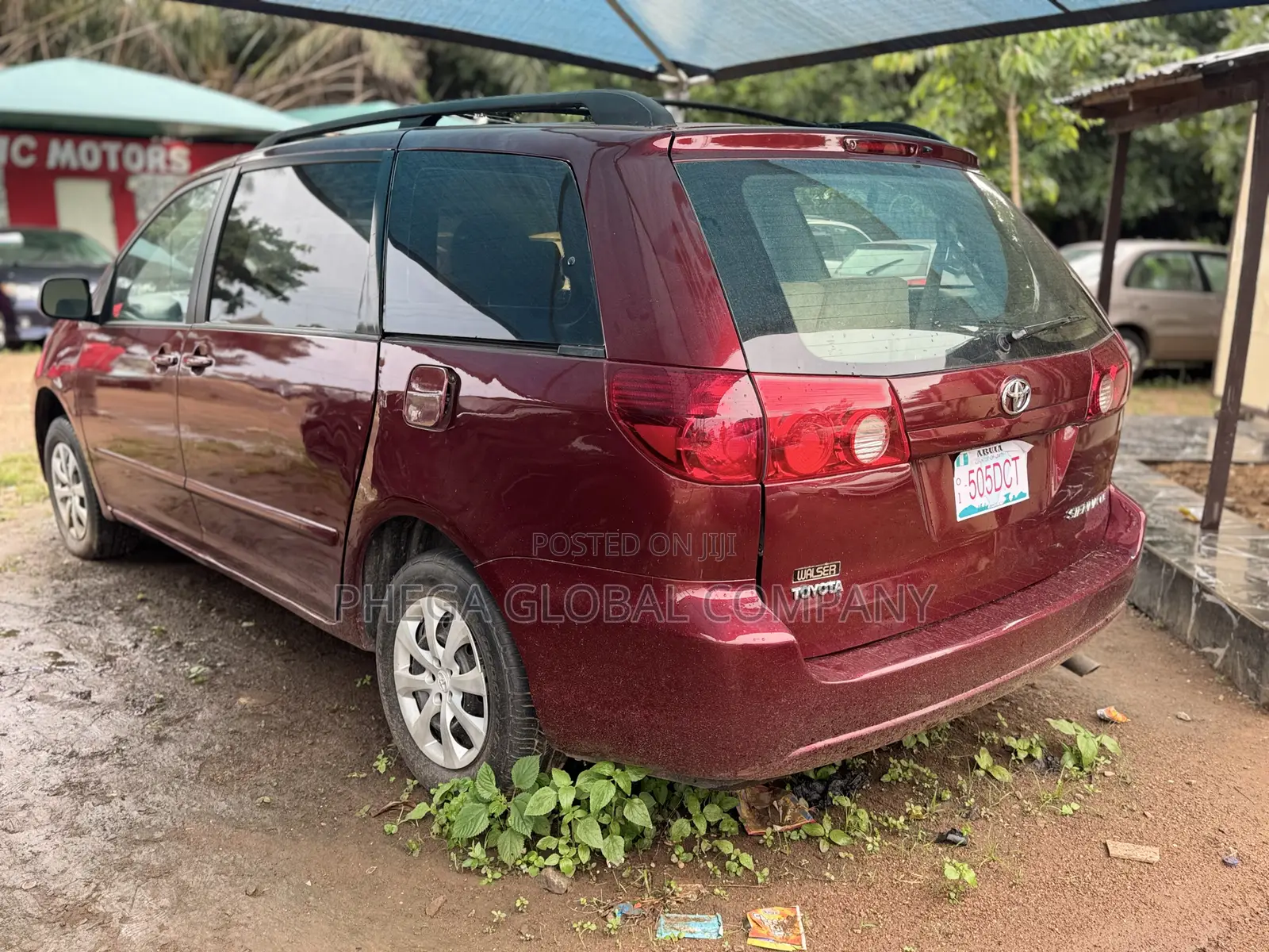 Toyota Sienna CE AWD 2007 Red