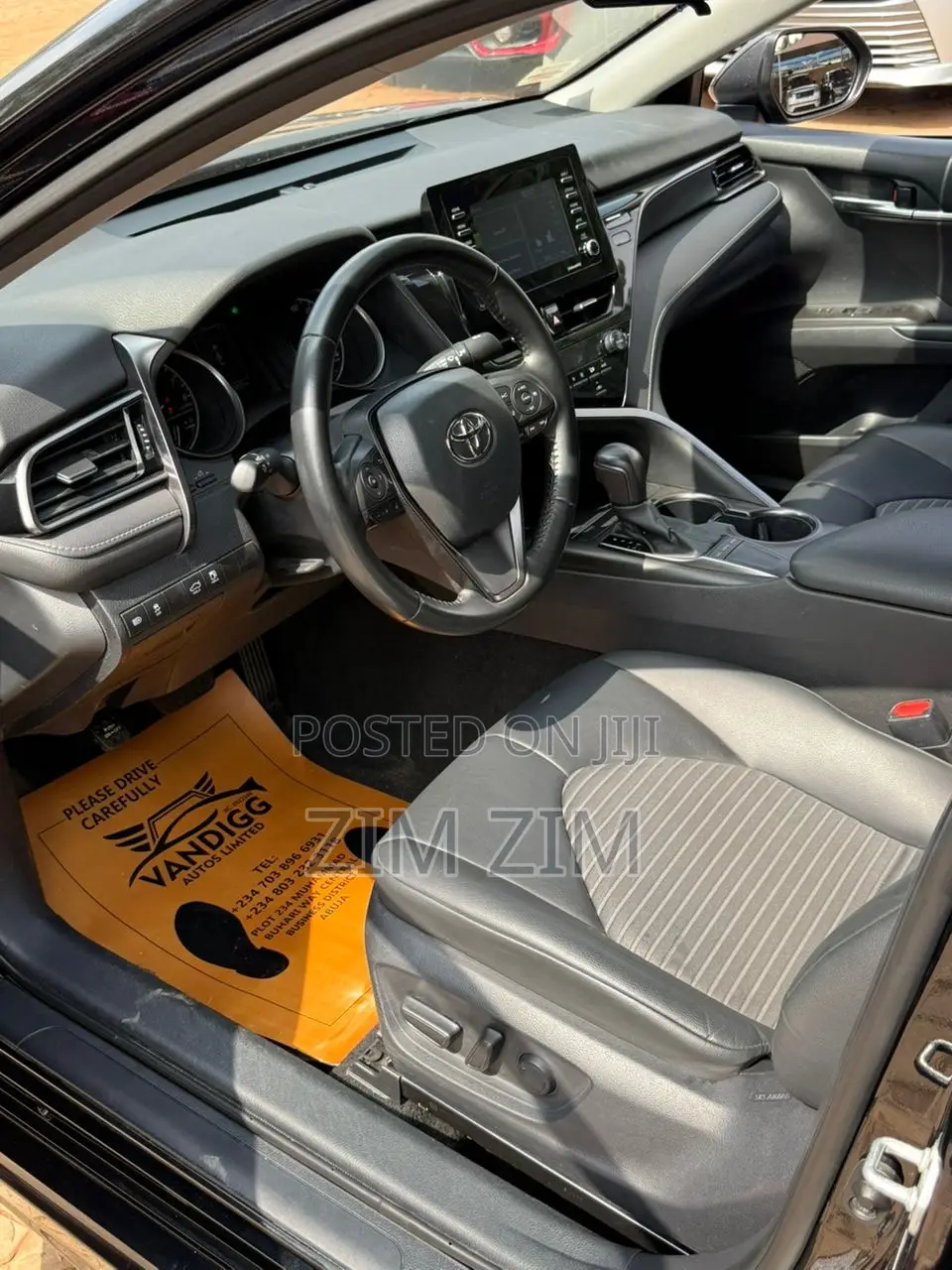 Toyota Camry SE 2023 Black