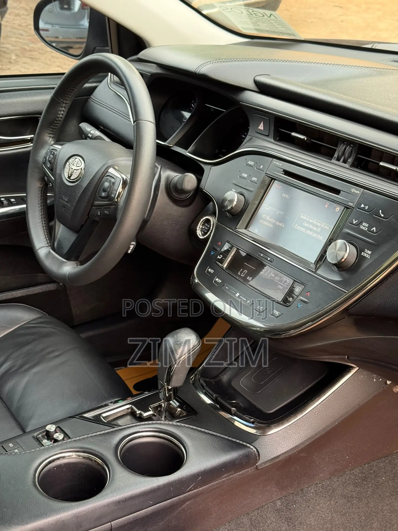 Toyota Avalon XLE Premium Sedan FWD (3.5L 6cyl 6A) 2017 Burgundy