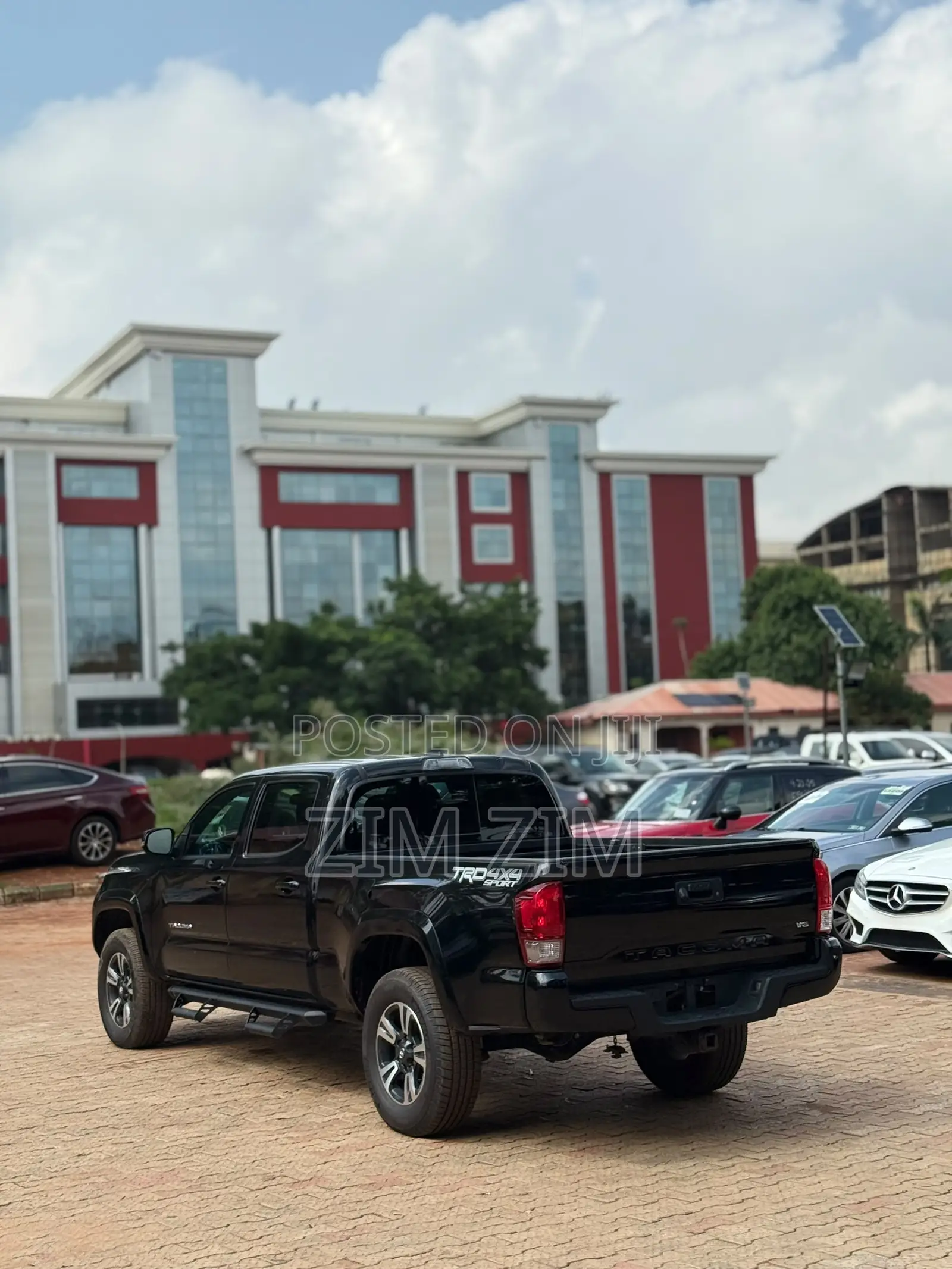 Toyota Tacoma TRD Off Road 2018 Black