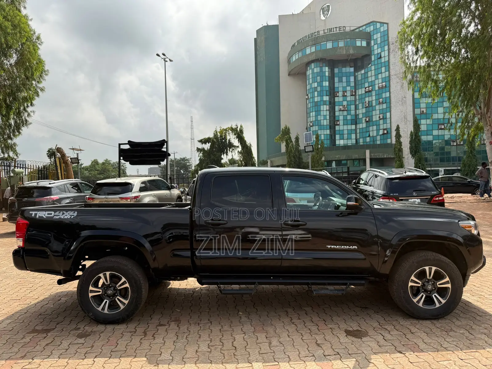 Toyota Tacoma TRD Off Road 2018 Black