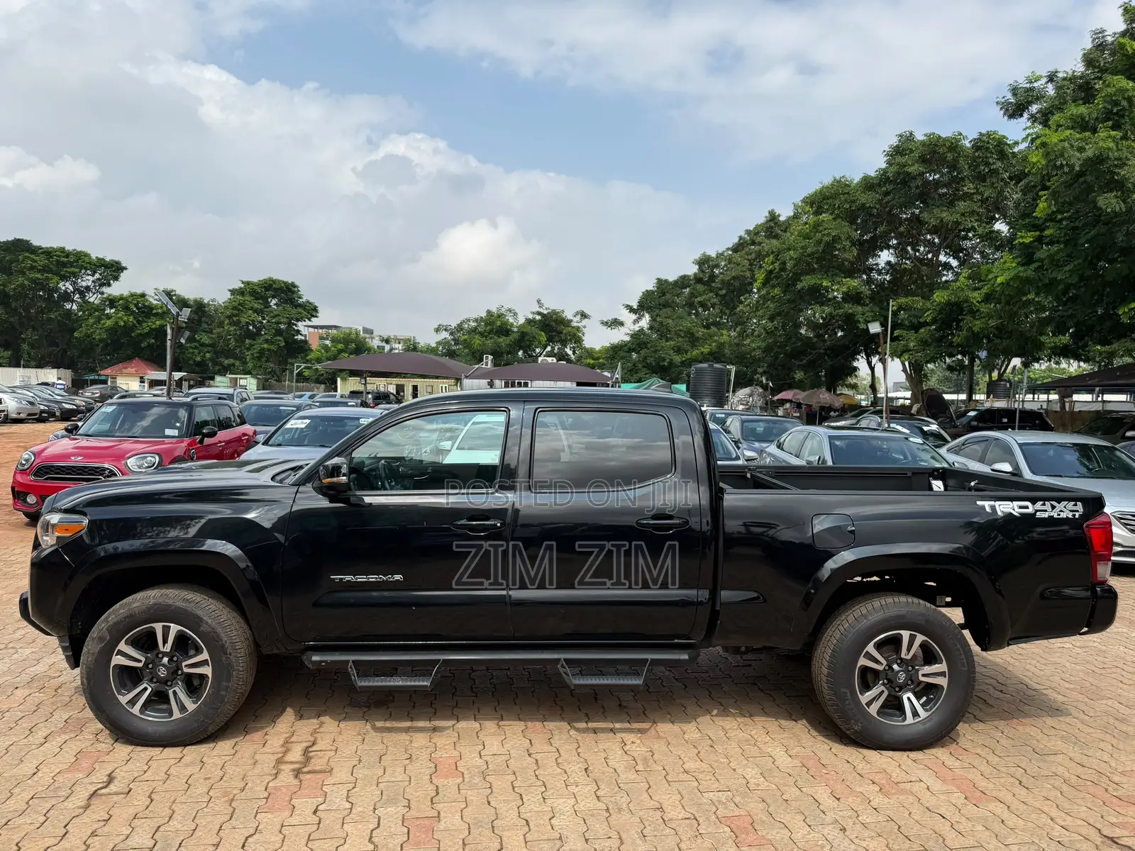 Toyota Tacoma TRD Off Road 2018 Black