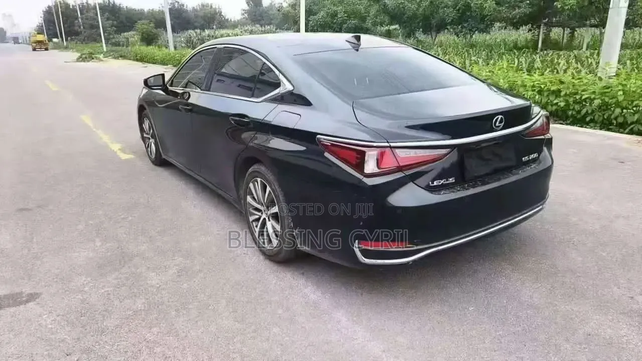 Lexus ES 2019 Black