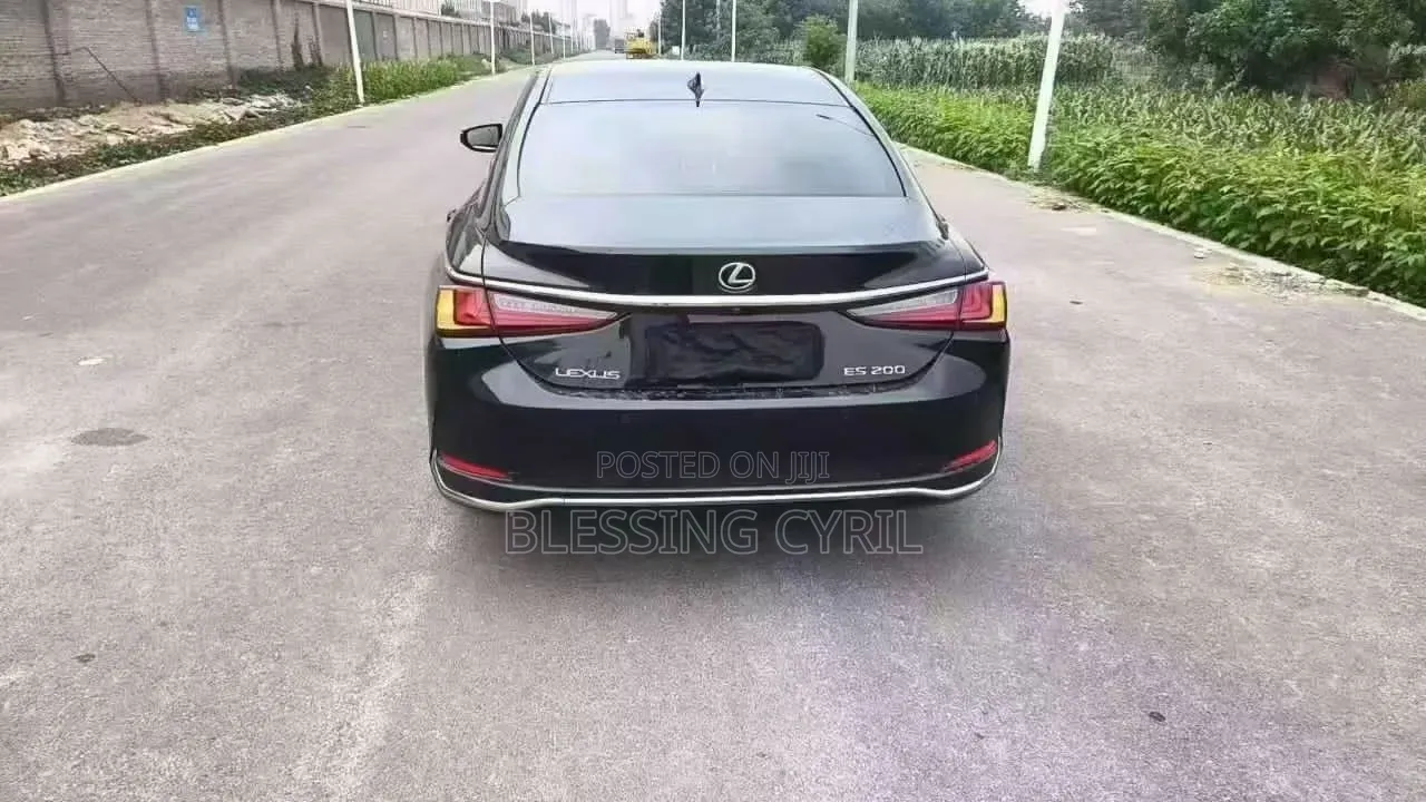 Lexus ES 2019 Black